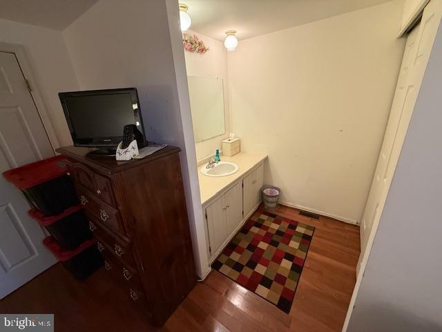 SUMMIT CHASE - Residential