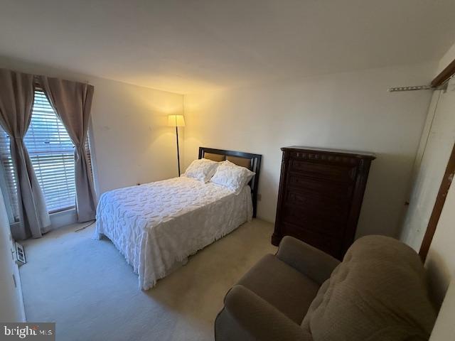 SUMMIT CHASE - Residential