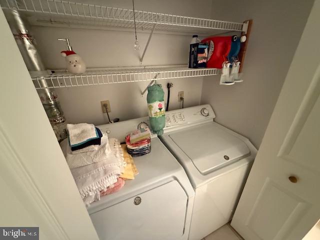 SUMMIT CHASE - Residential