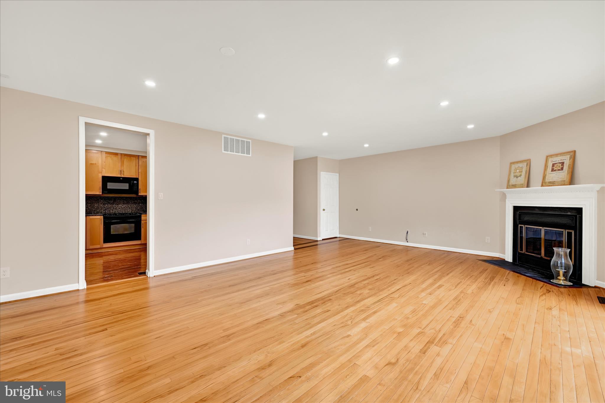 CHAPEL HILL - Residential