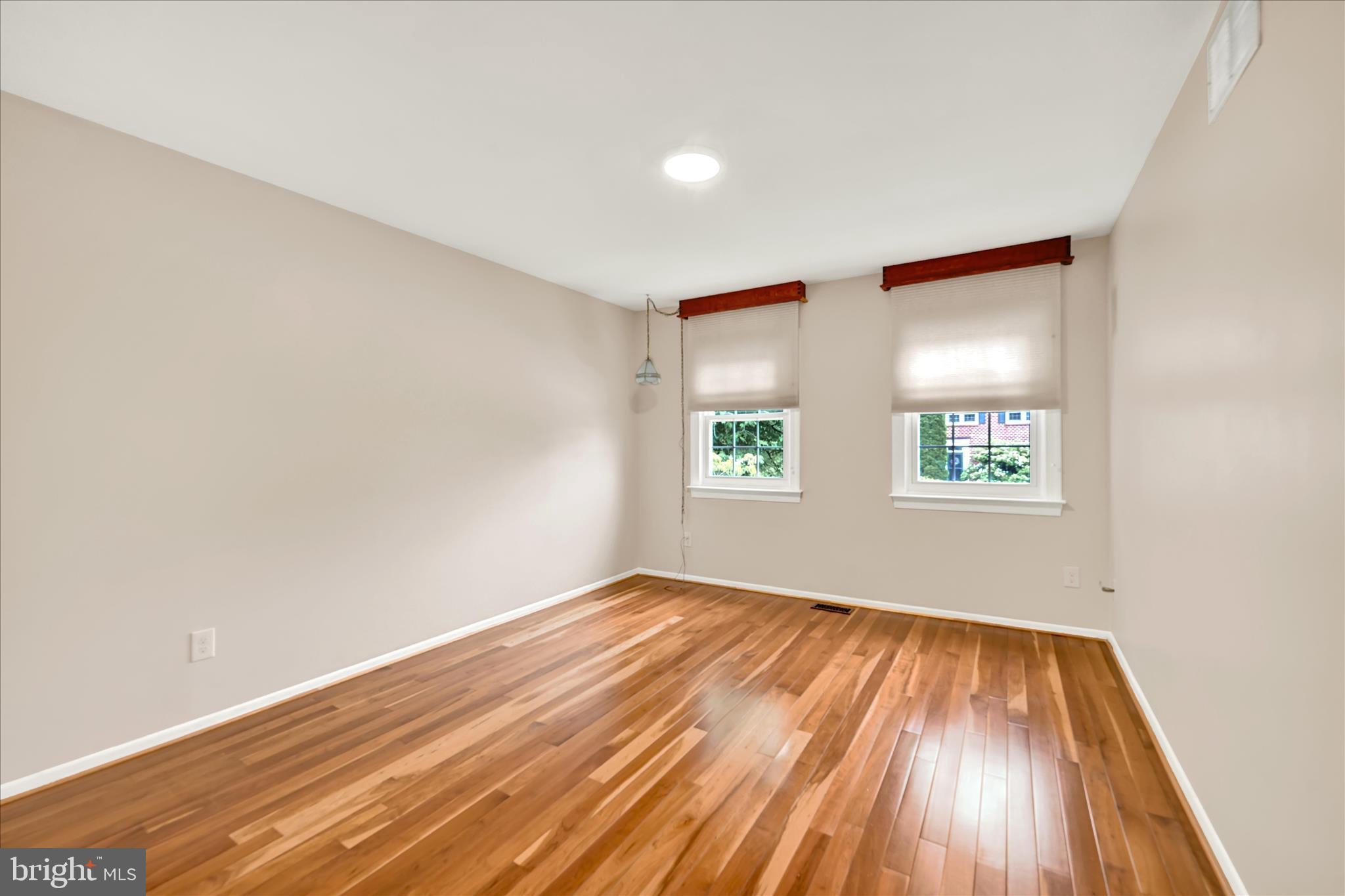 CHAPEL HILL - Residential