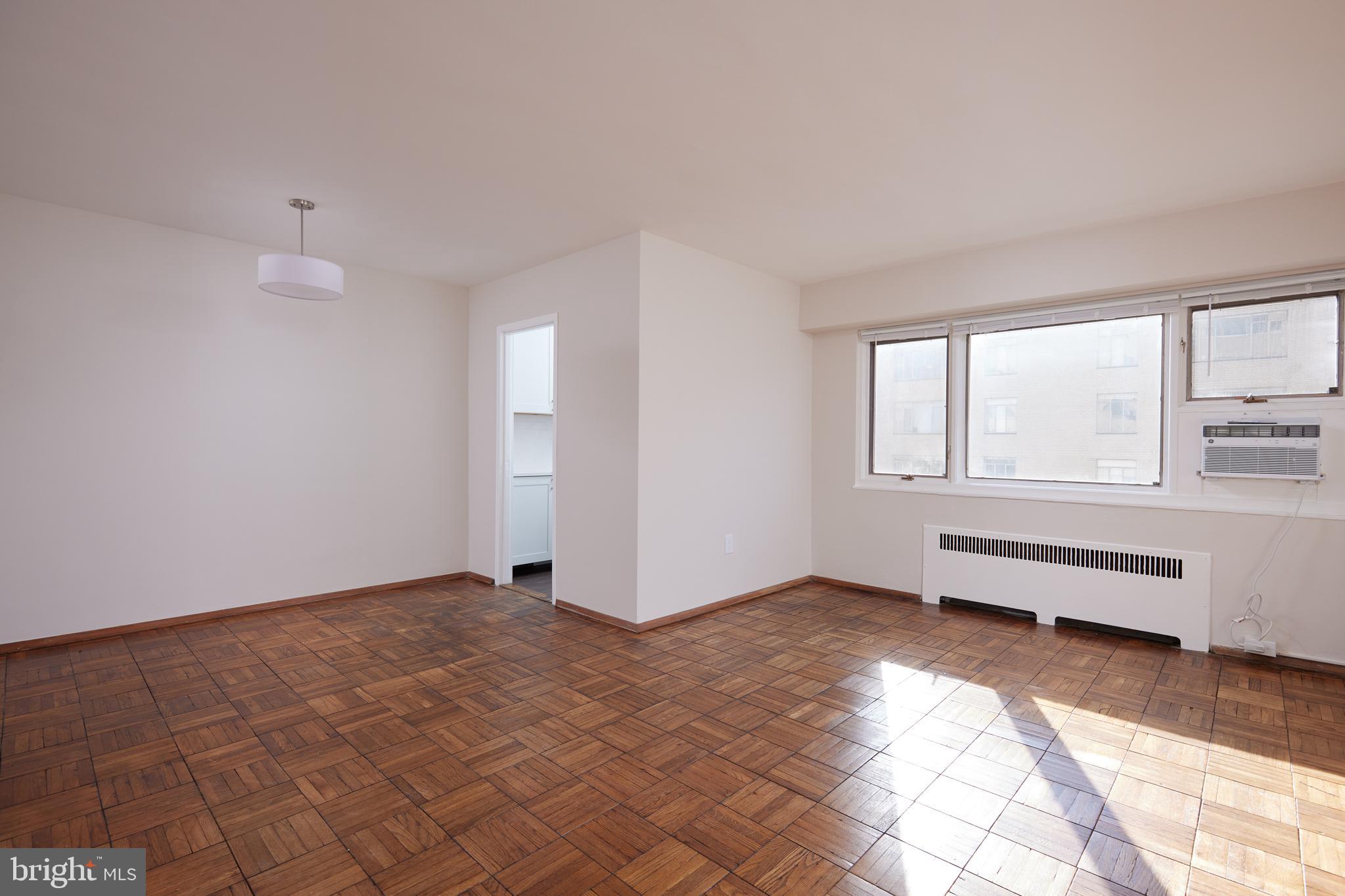 OBSERVATORY CIRCLE - Residential