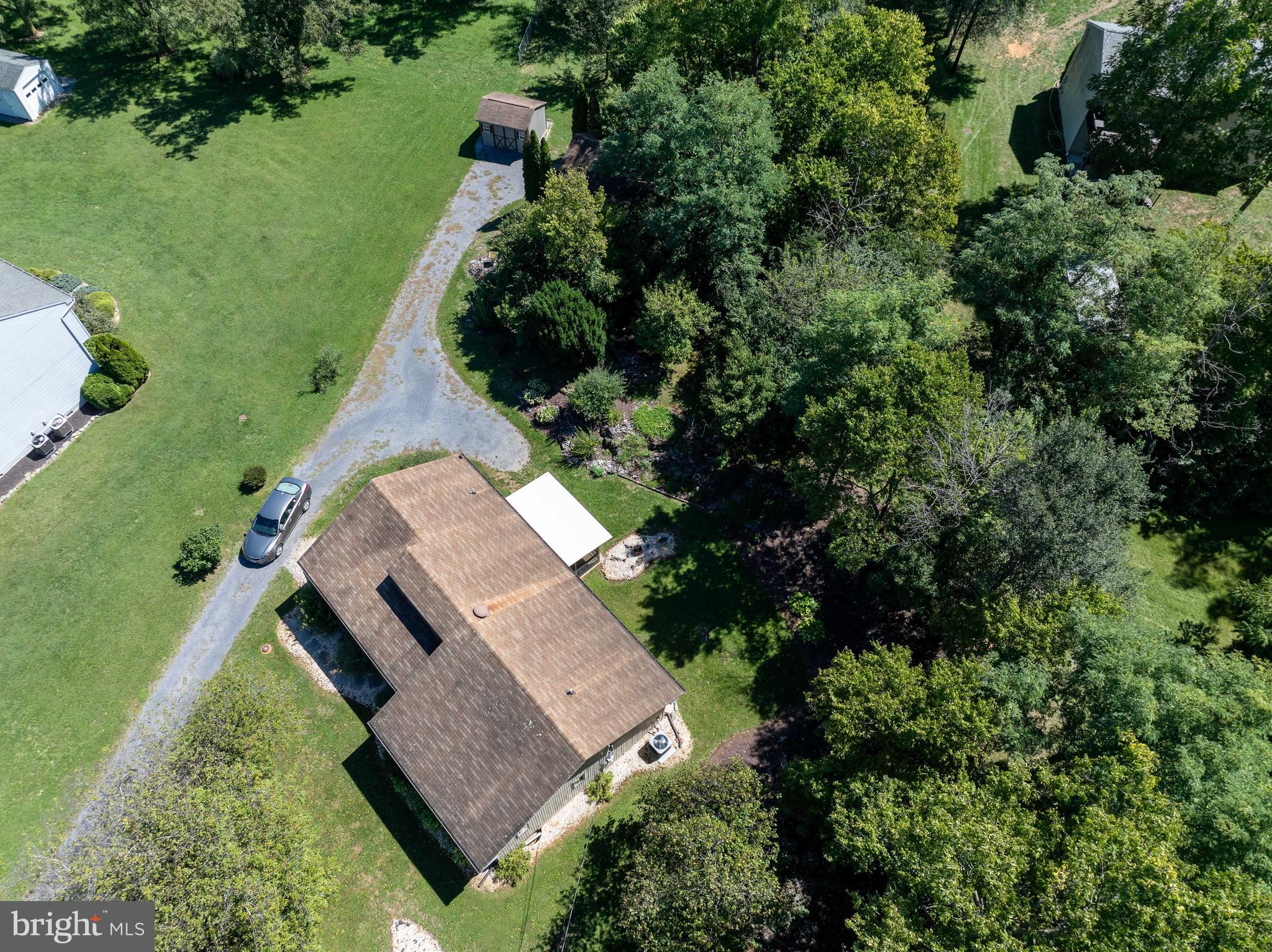 CHENOWETH HILLS - Residential