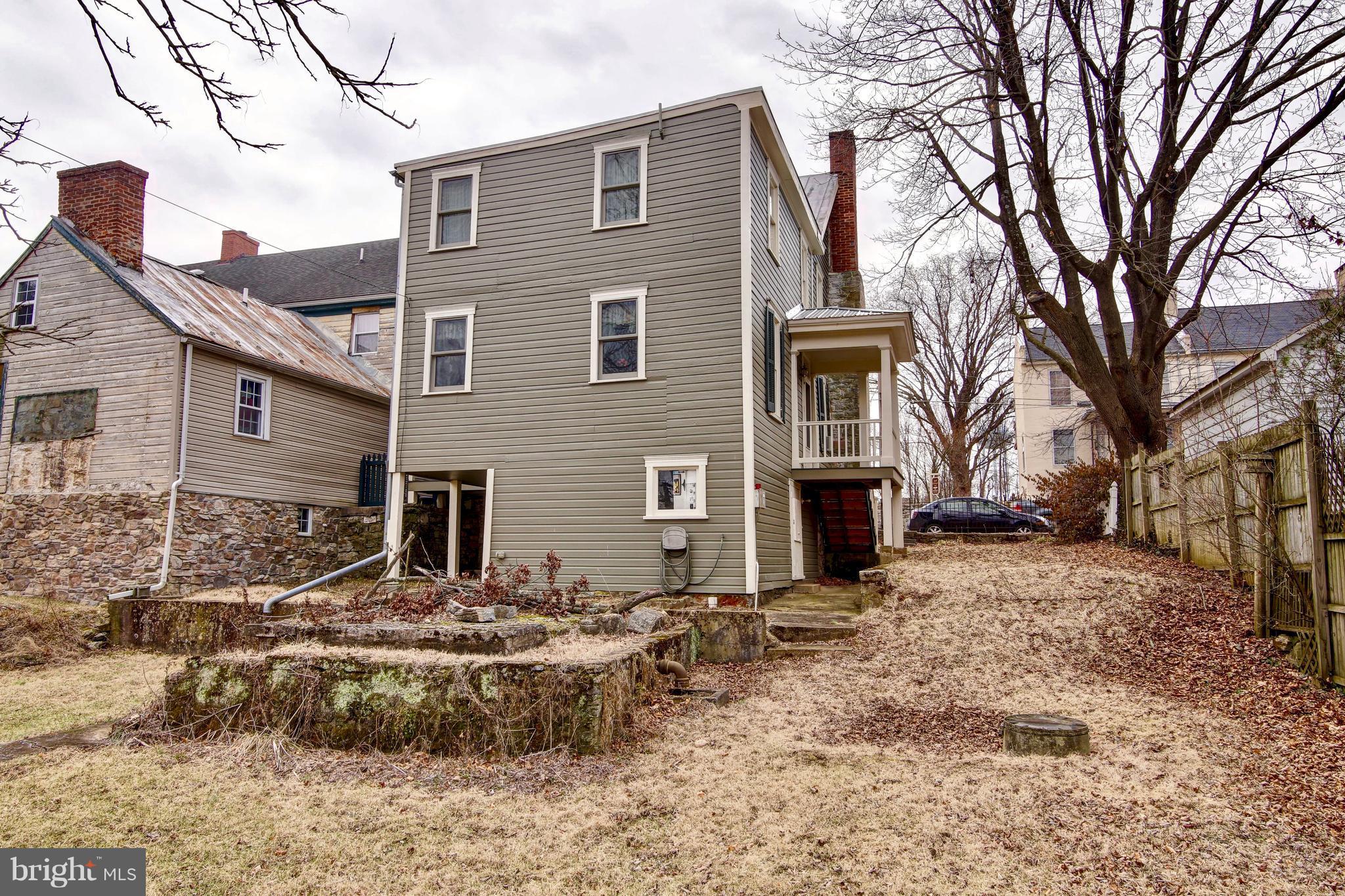 SHARPSBURG - Residential