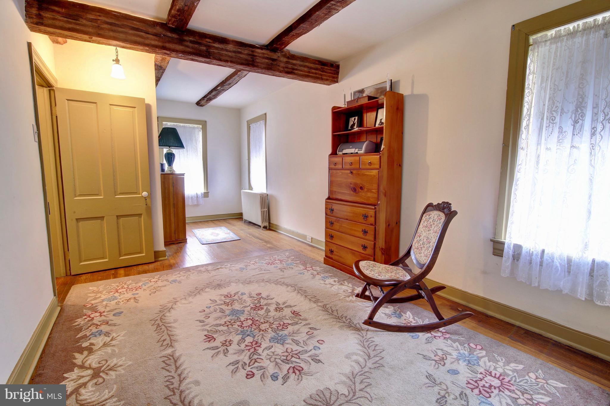 SHARPSBURG - Residential