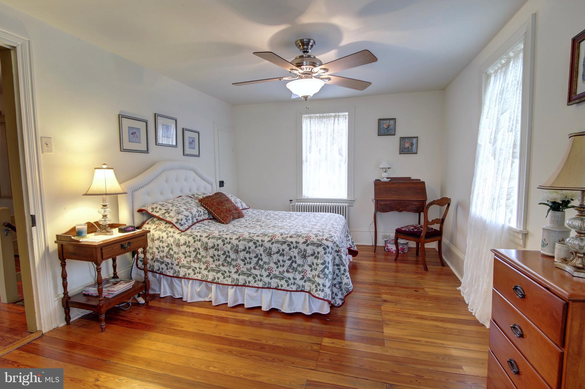 SHARPSBURG - Residential