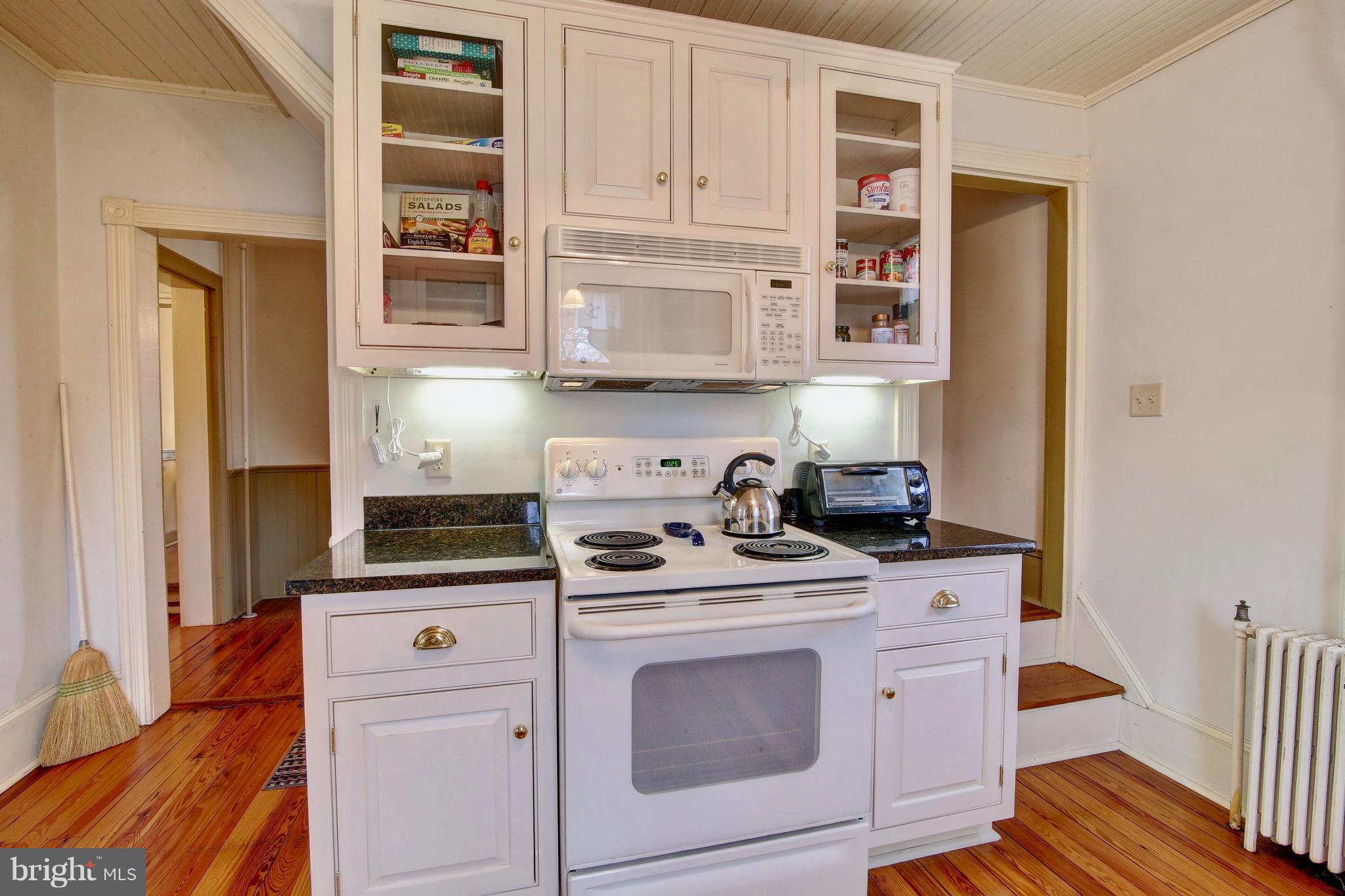 SHARPSBURG - Residential