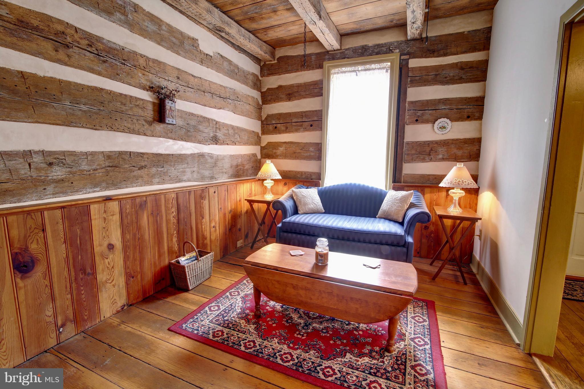 SHARPSBURG - Residential