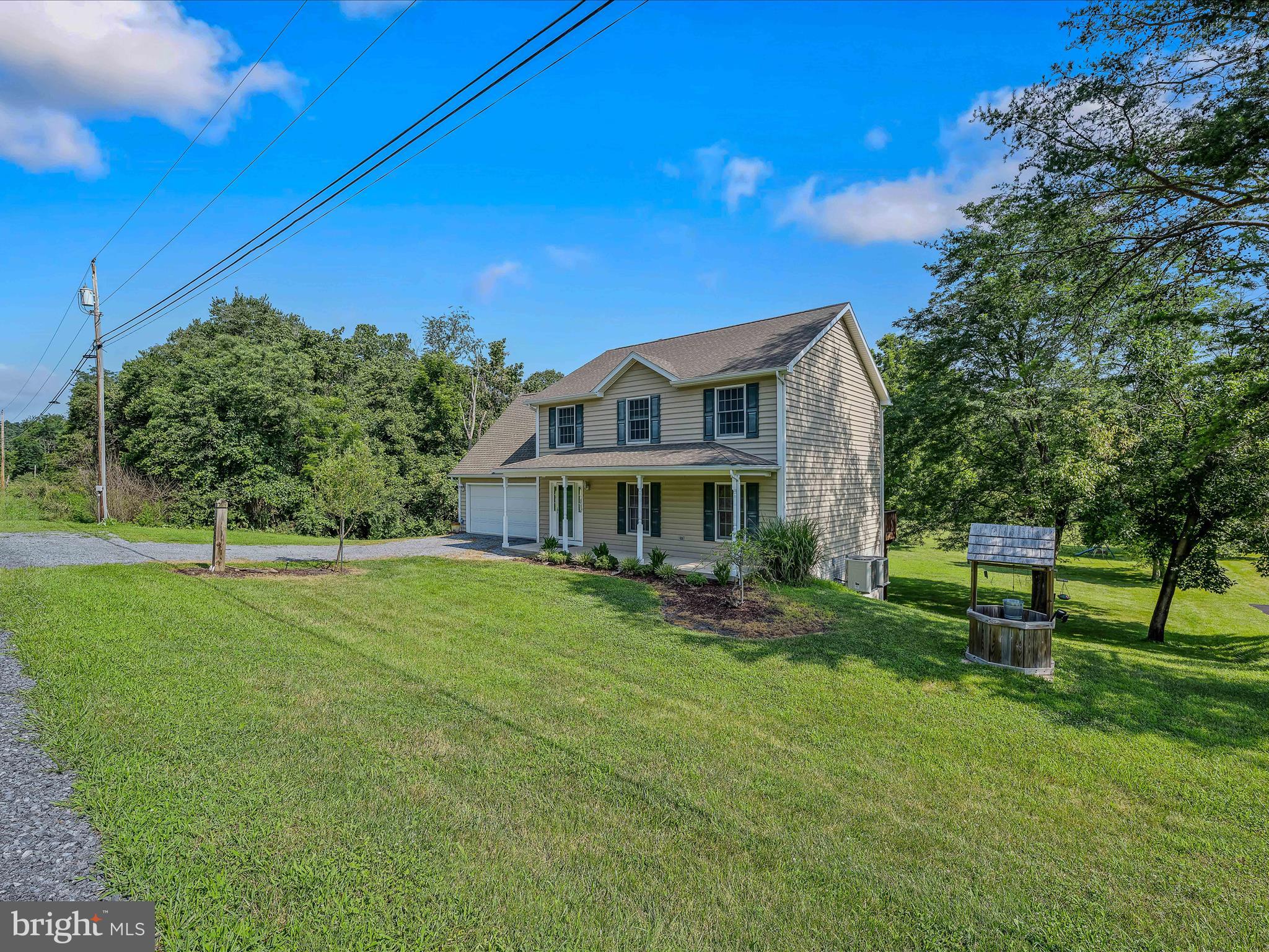 HIDDEN RIVER - Residential