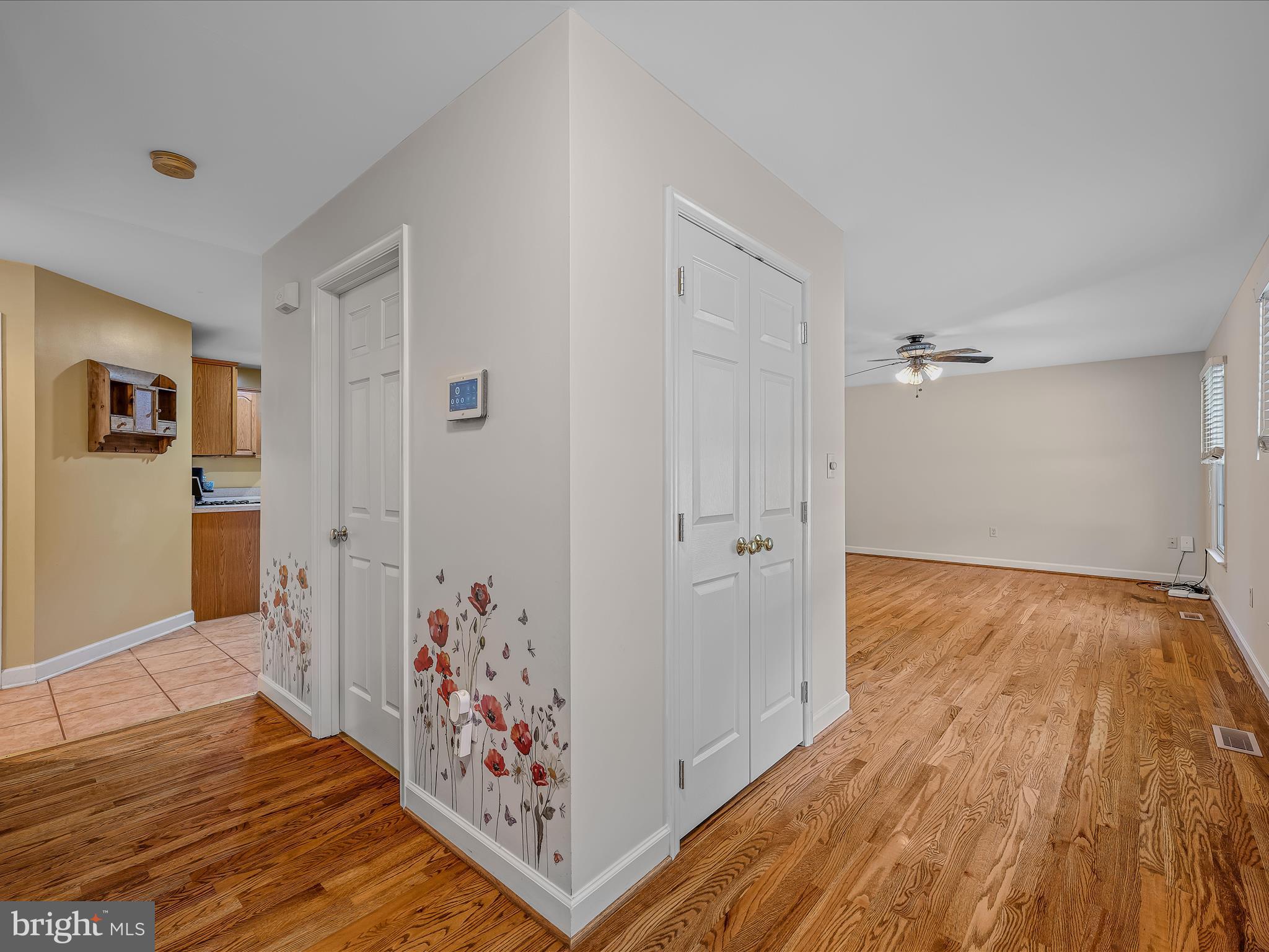 HIDDEN RIVER - Residential