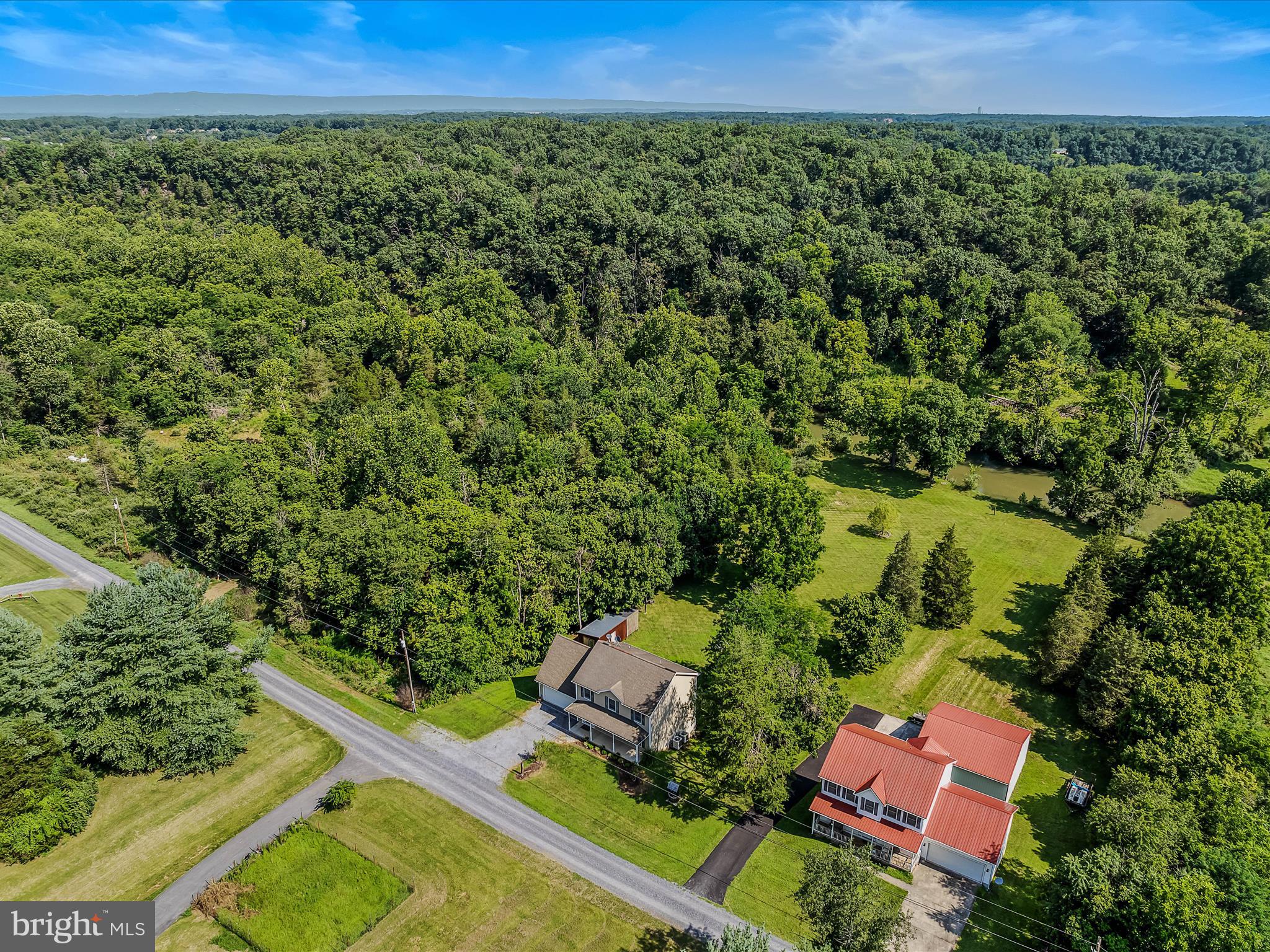 HIDDEN RIVER - Residential