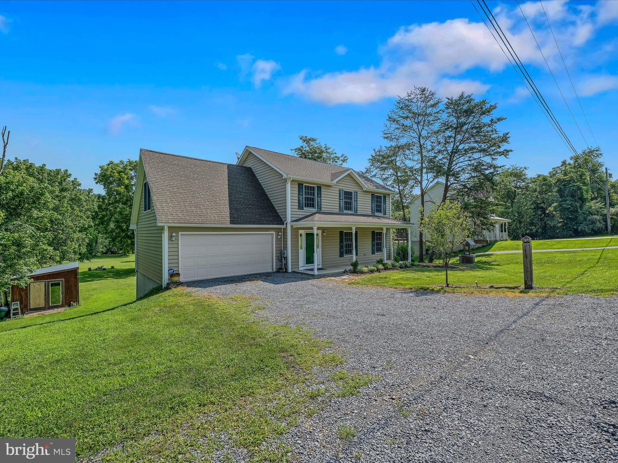 HIDDEN RIVER - Residential