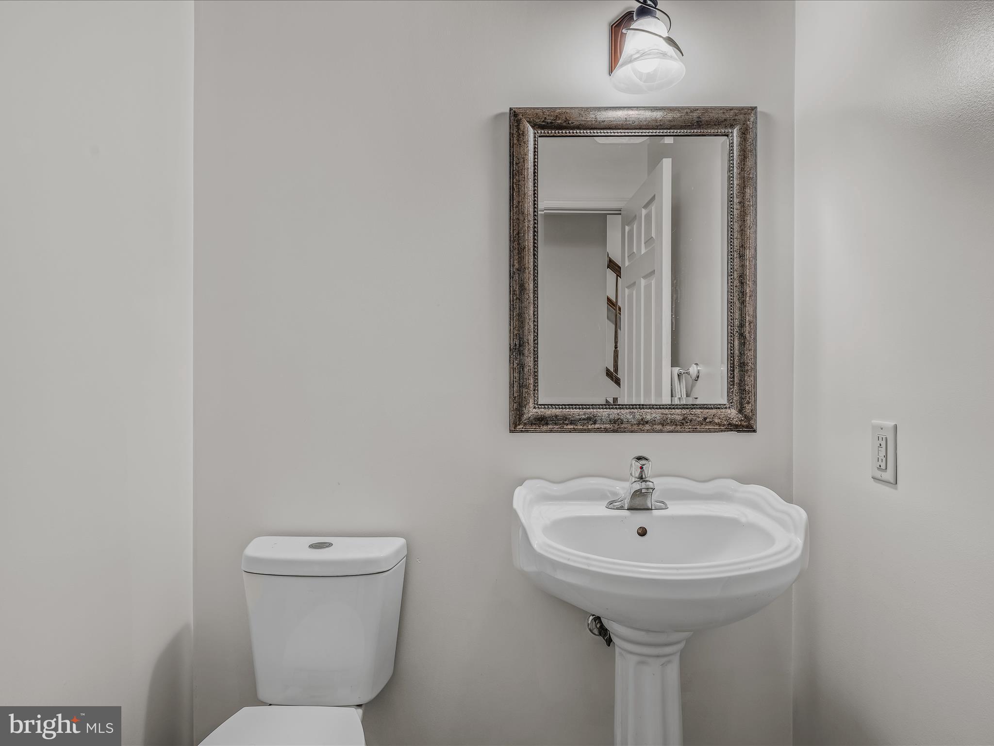 HIDDEN RIVER - Residential