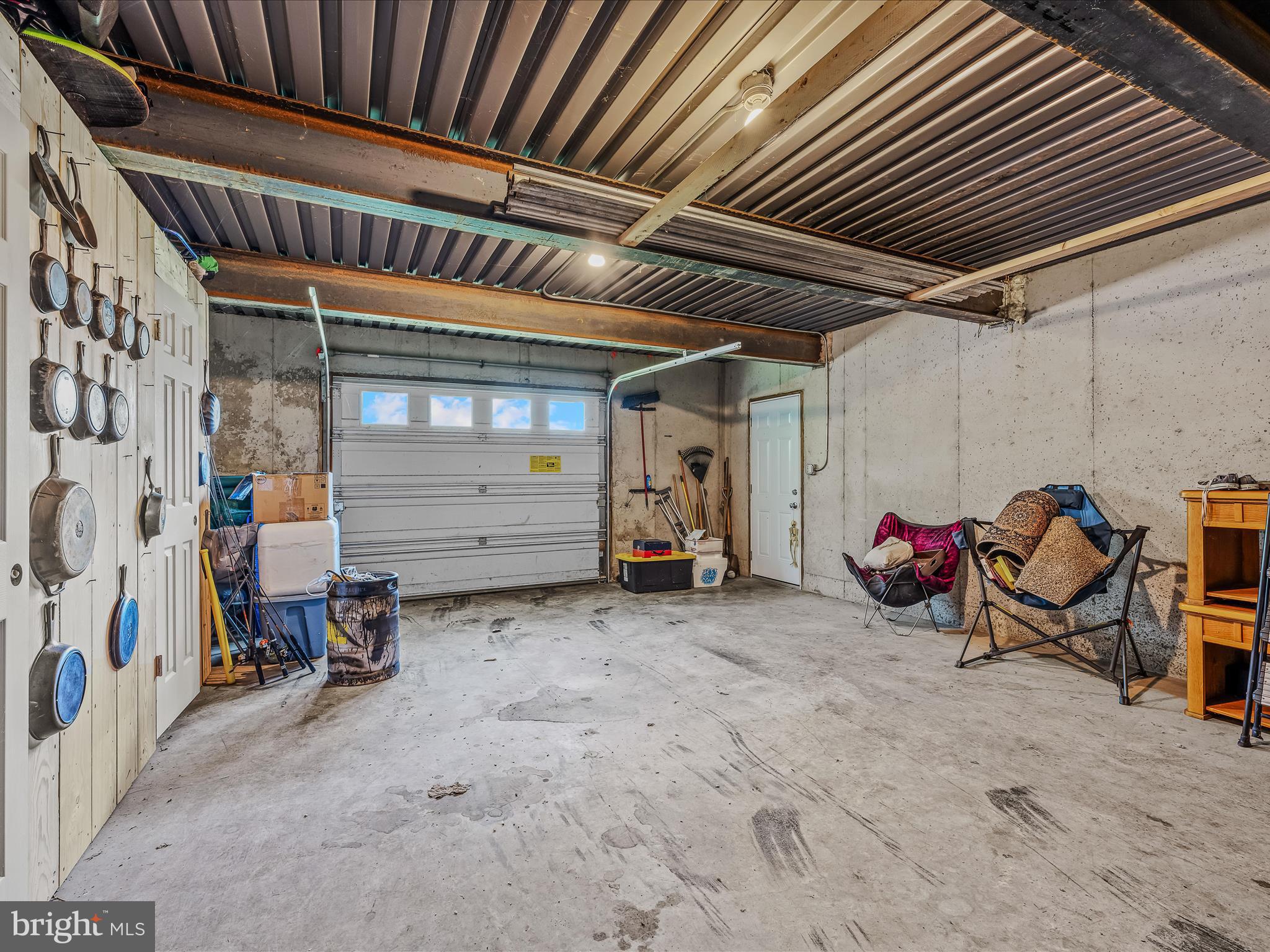 HIDDEN RIVER - Residential