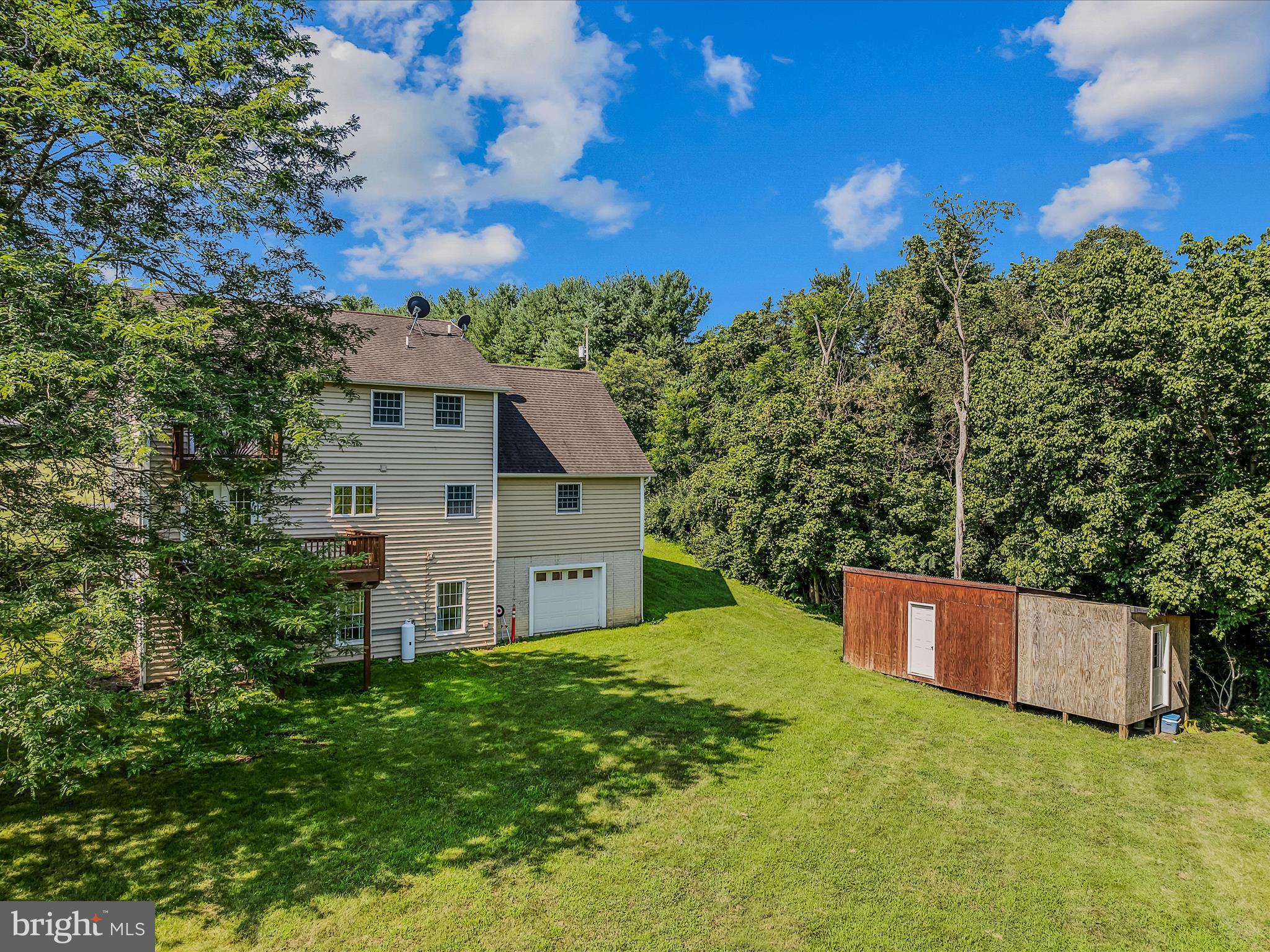 HIDDEN RIVER - Residential