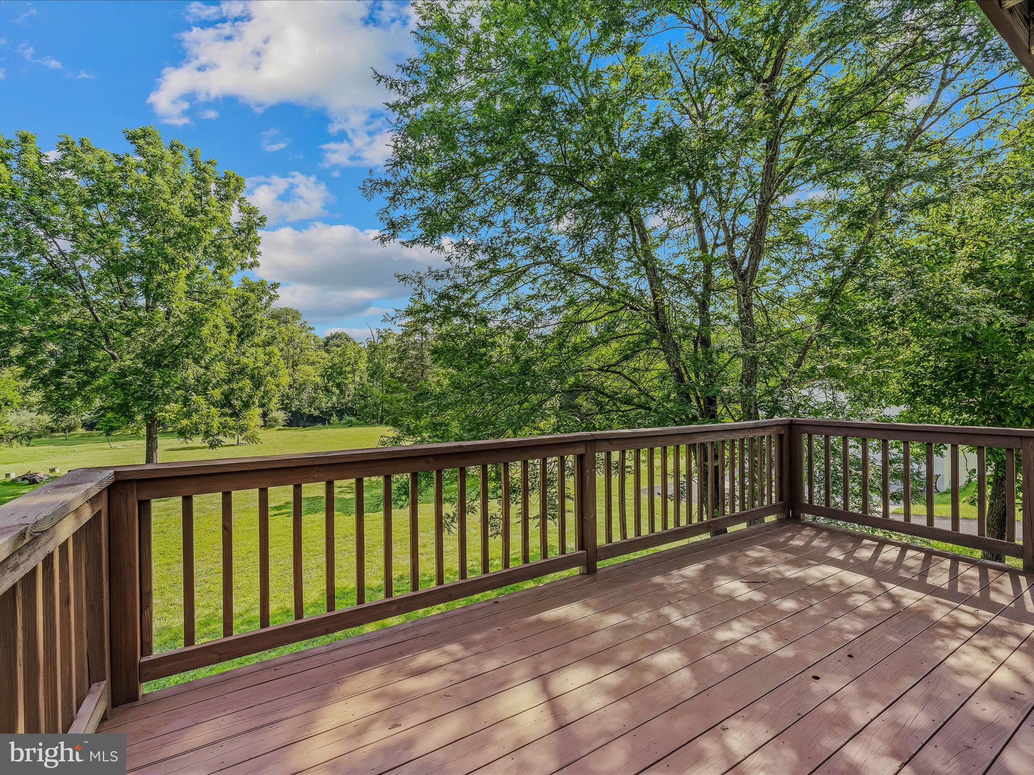 HIDDEN RIVER - Residential