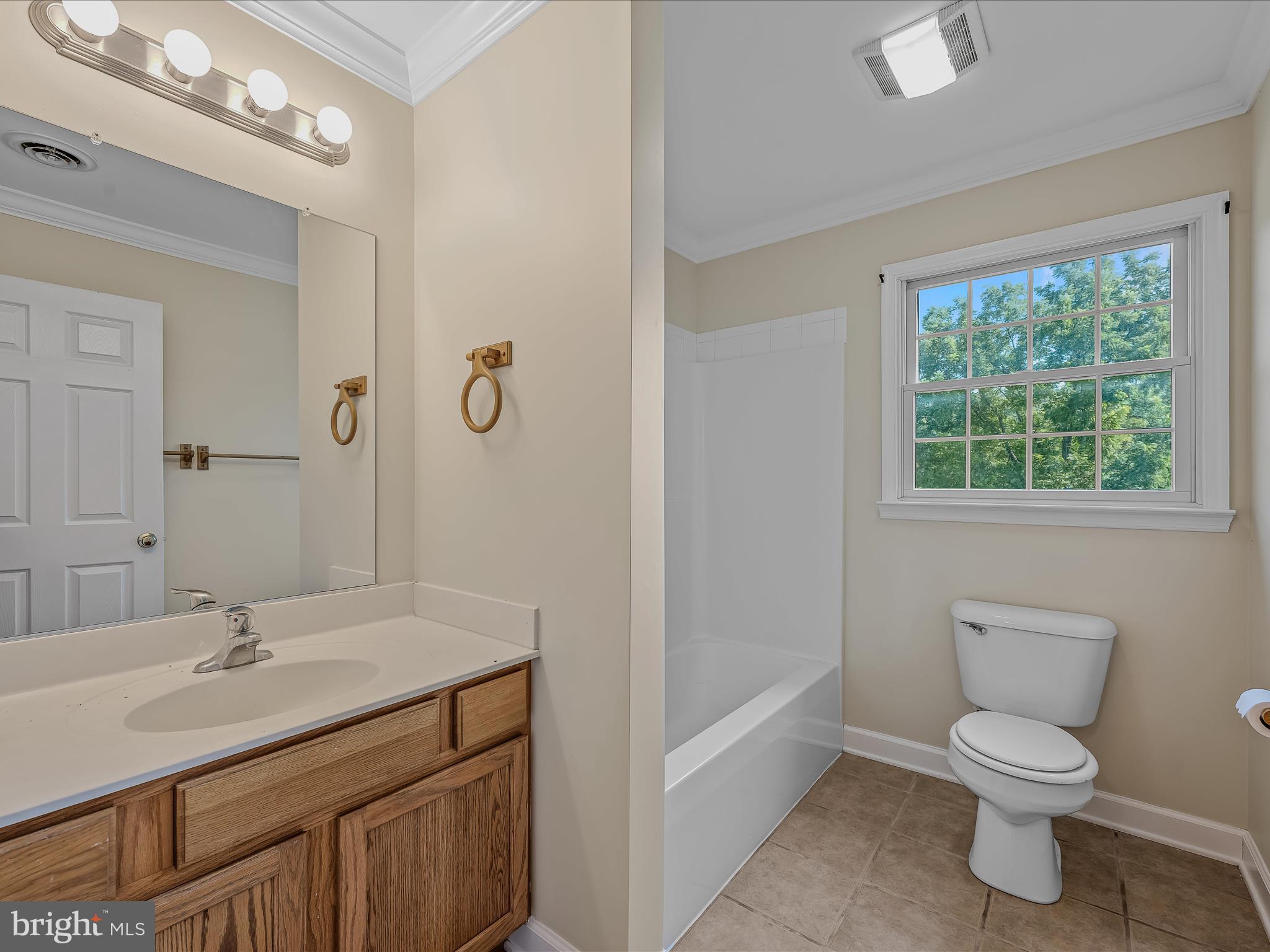 HIDDEN RIVER - Residential