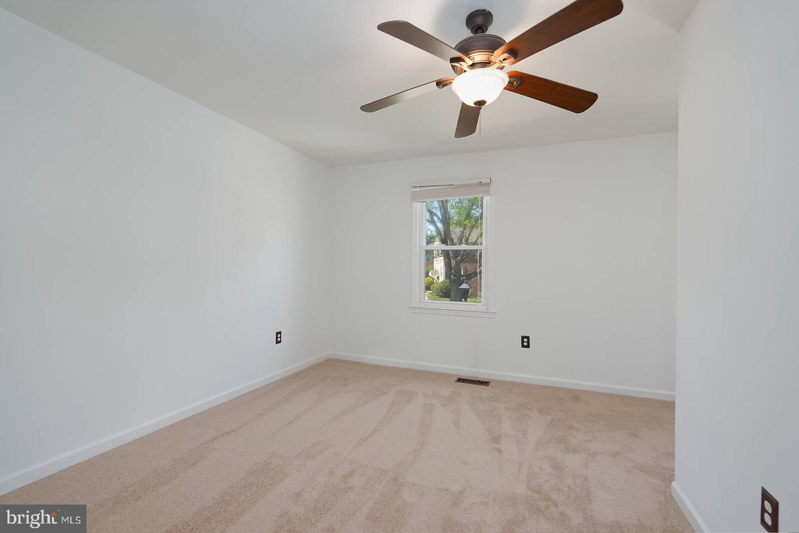 ROCKSHIRE TOWNHOMES - Residential