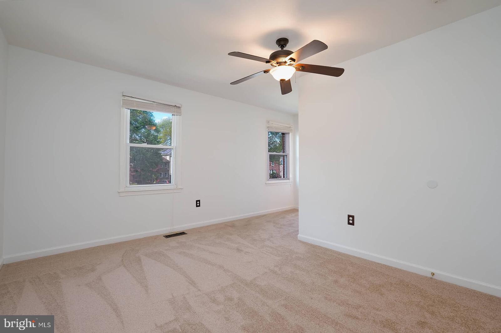 ROCKSHIRE TOWNHOMES - Residential