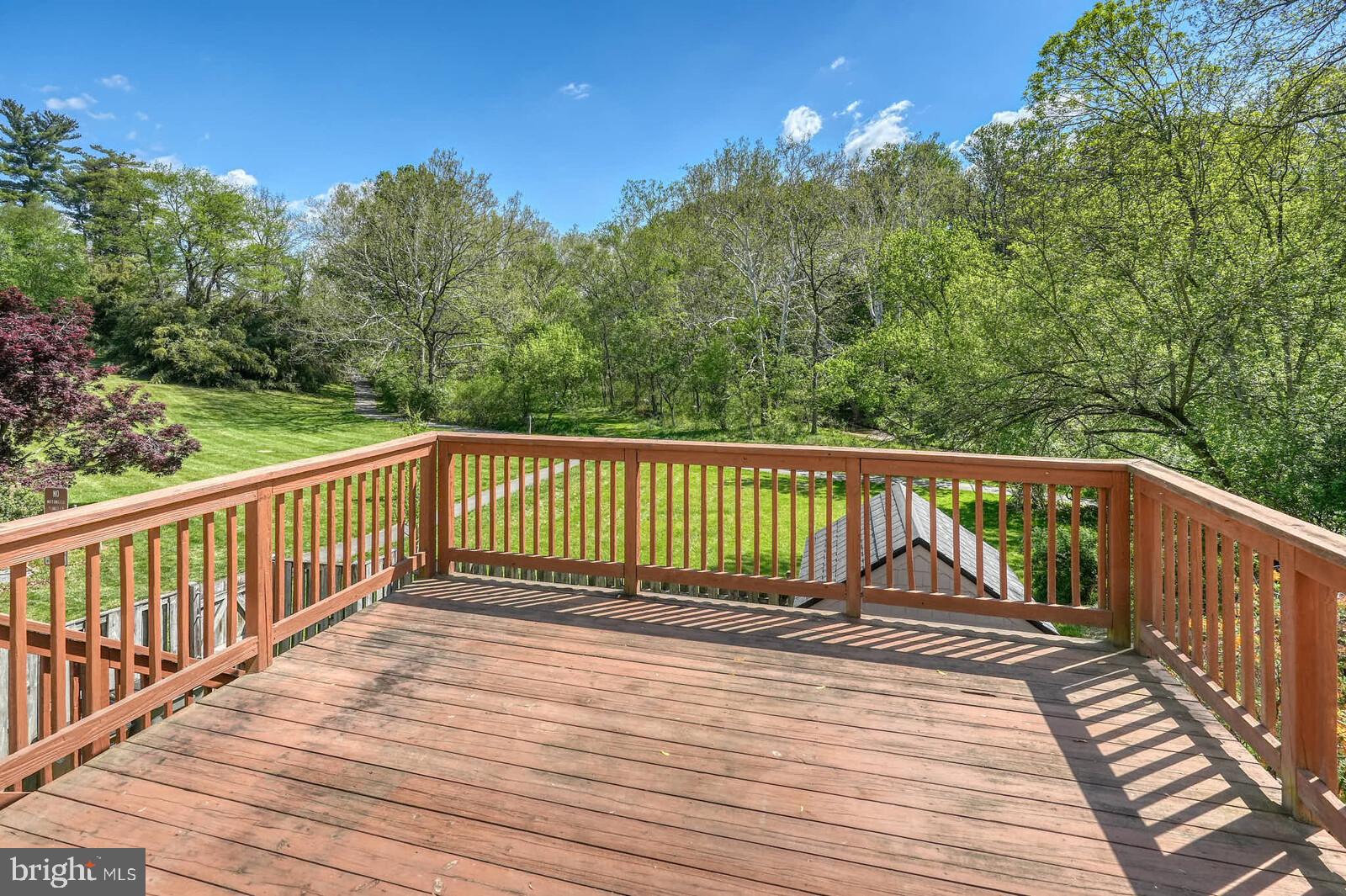 ROCKSHIRE TOWNHOMES - Residential