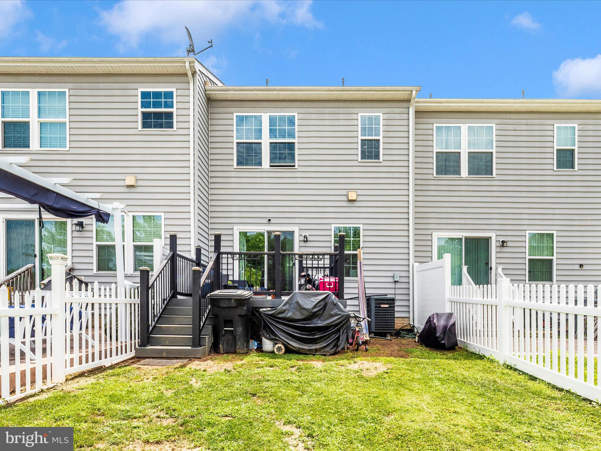 POTOMAC STATION - Residential Lease