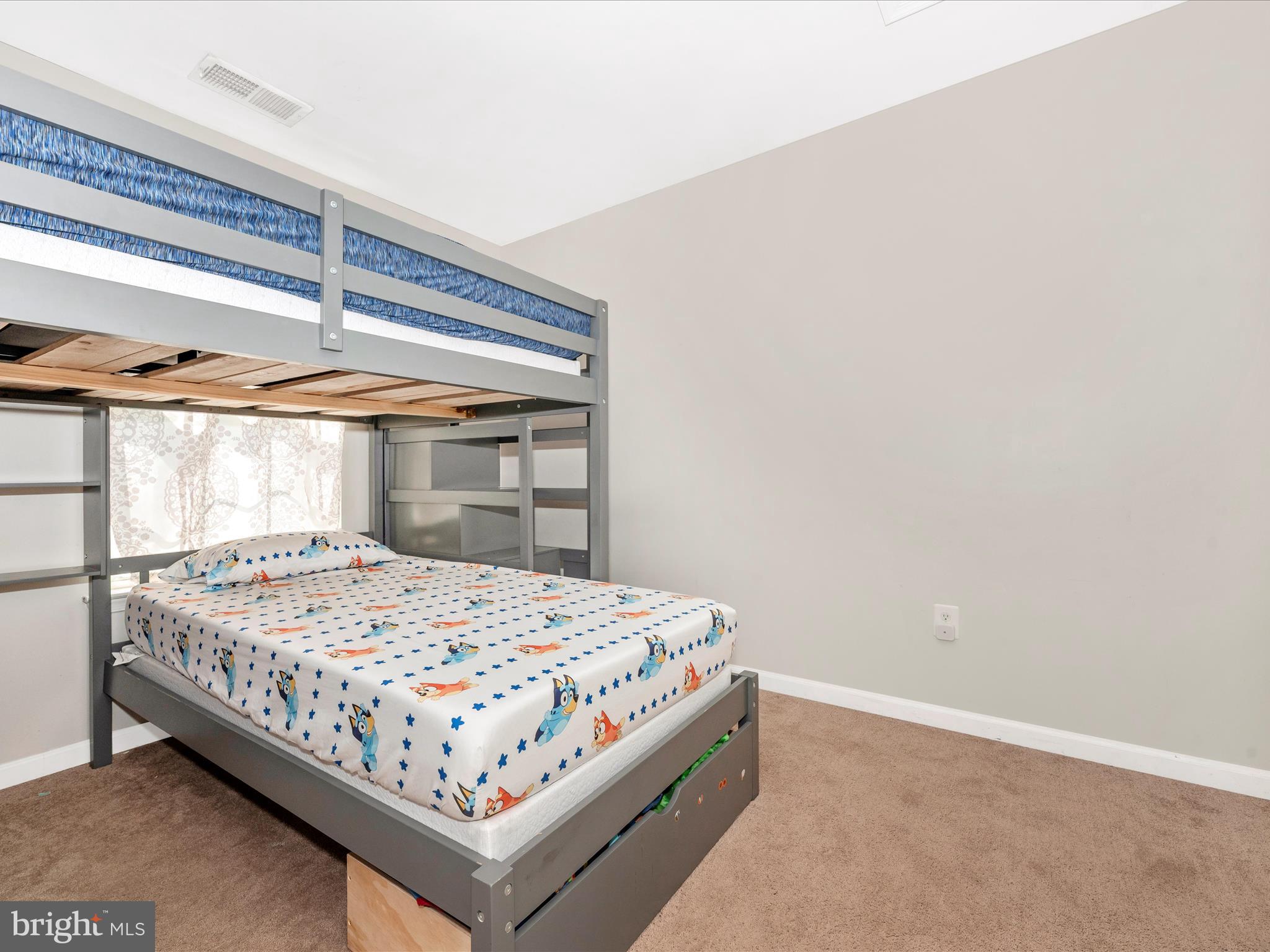 POTOMAC STATION - Residential Lease