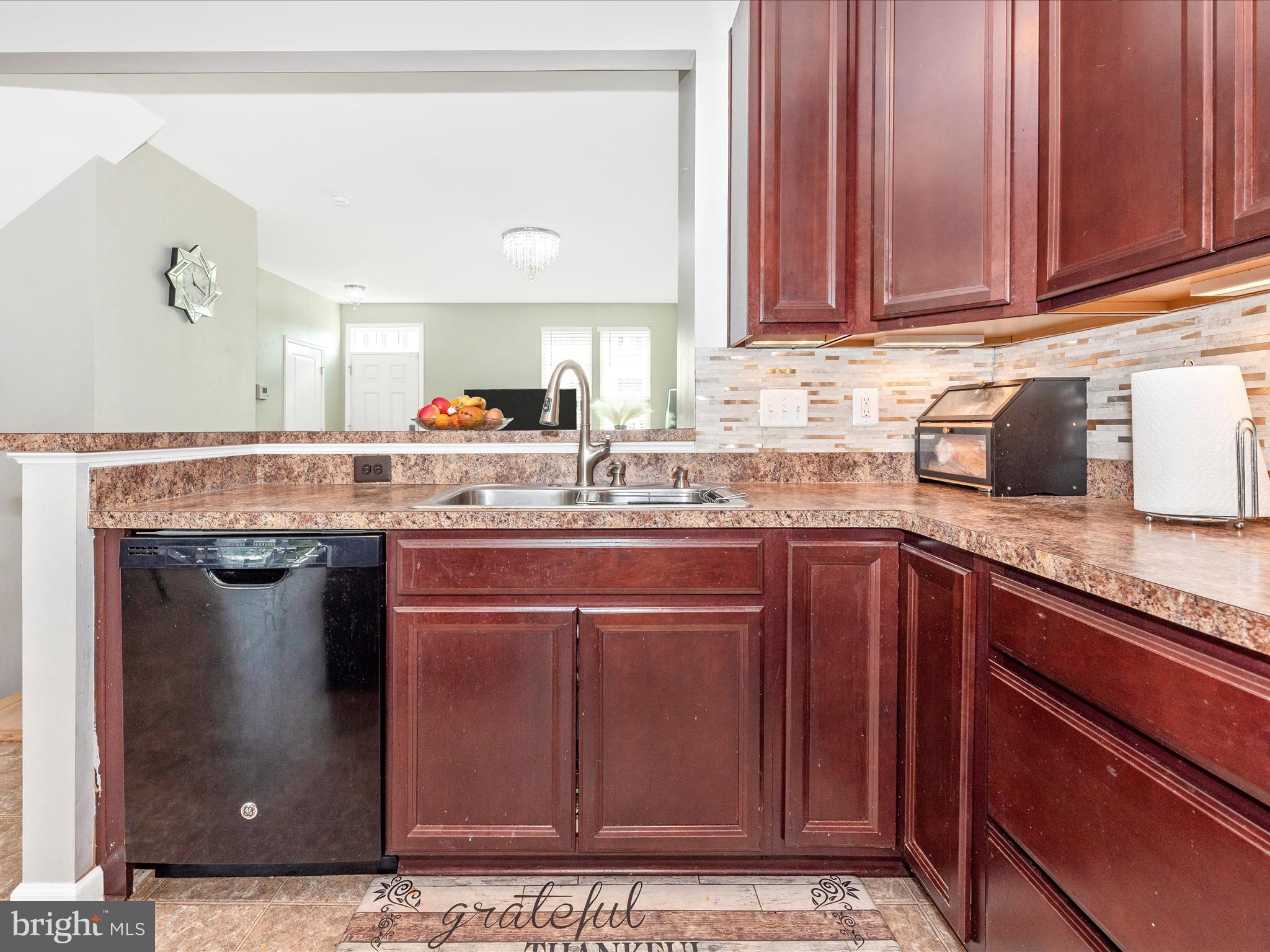 POTOMAC STATION - Residential Lease