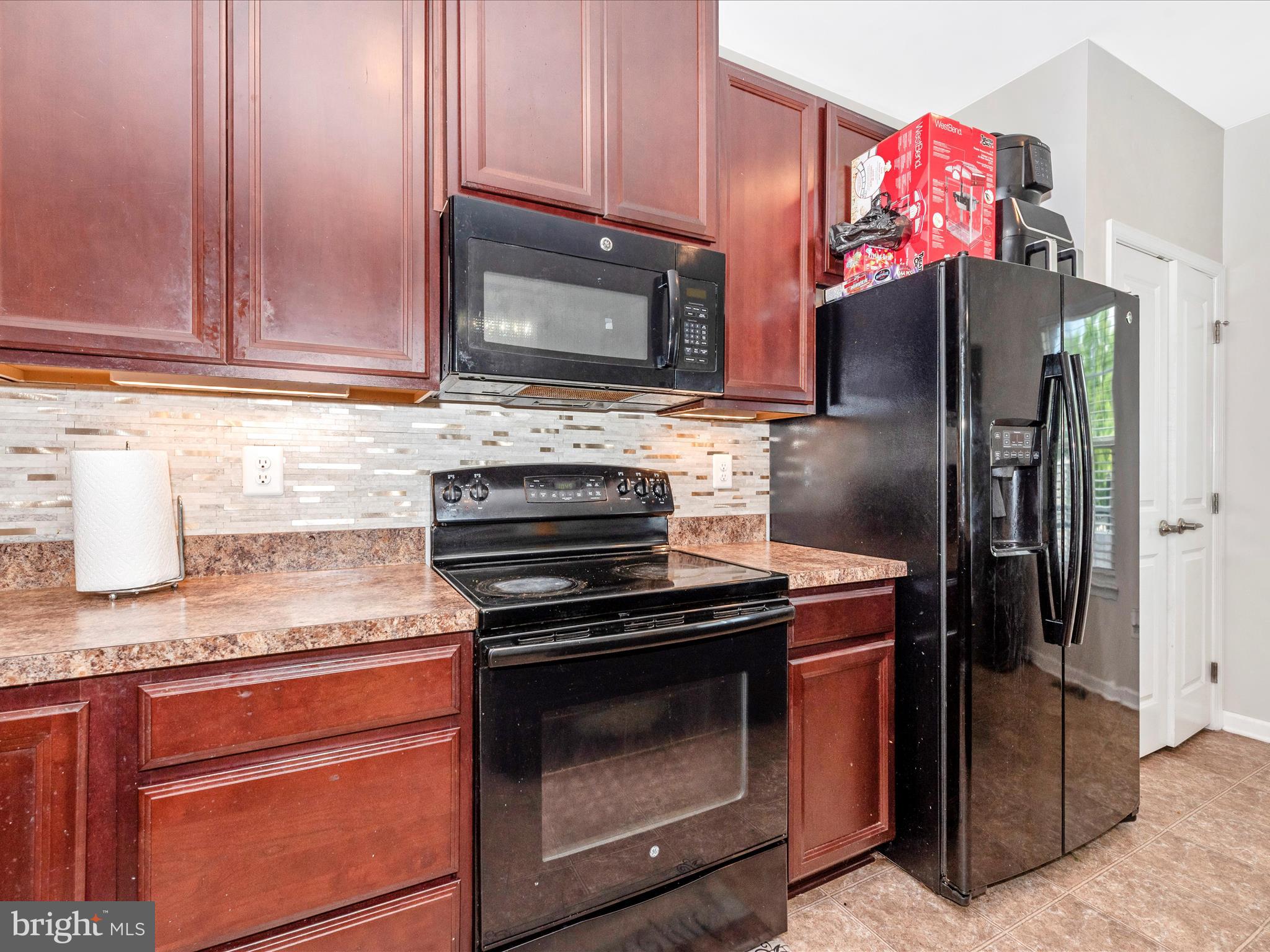 POTOMAC STATION - Residential Lease