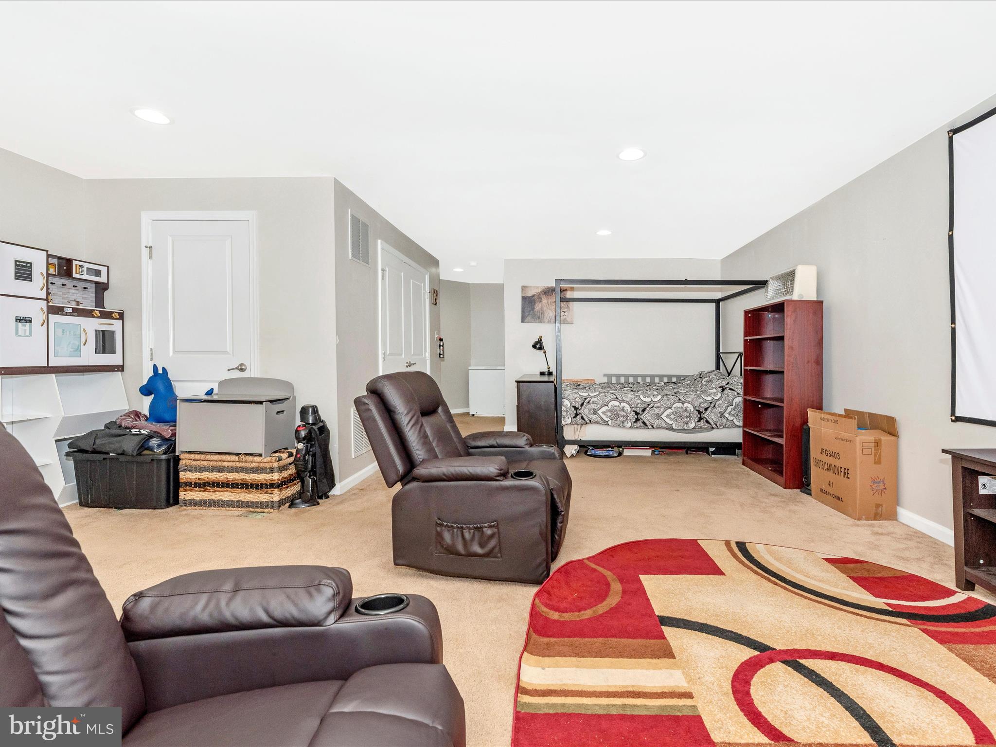 POTOMAC STATION - Residential Lease