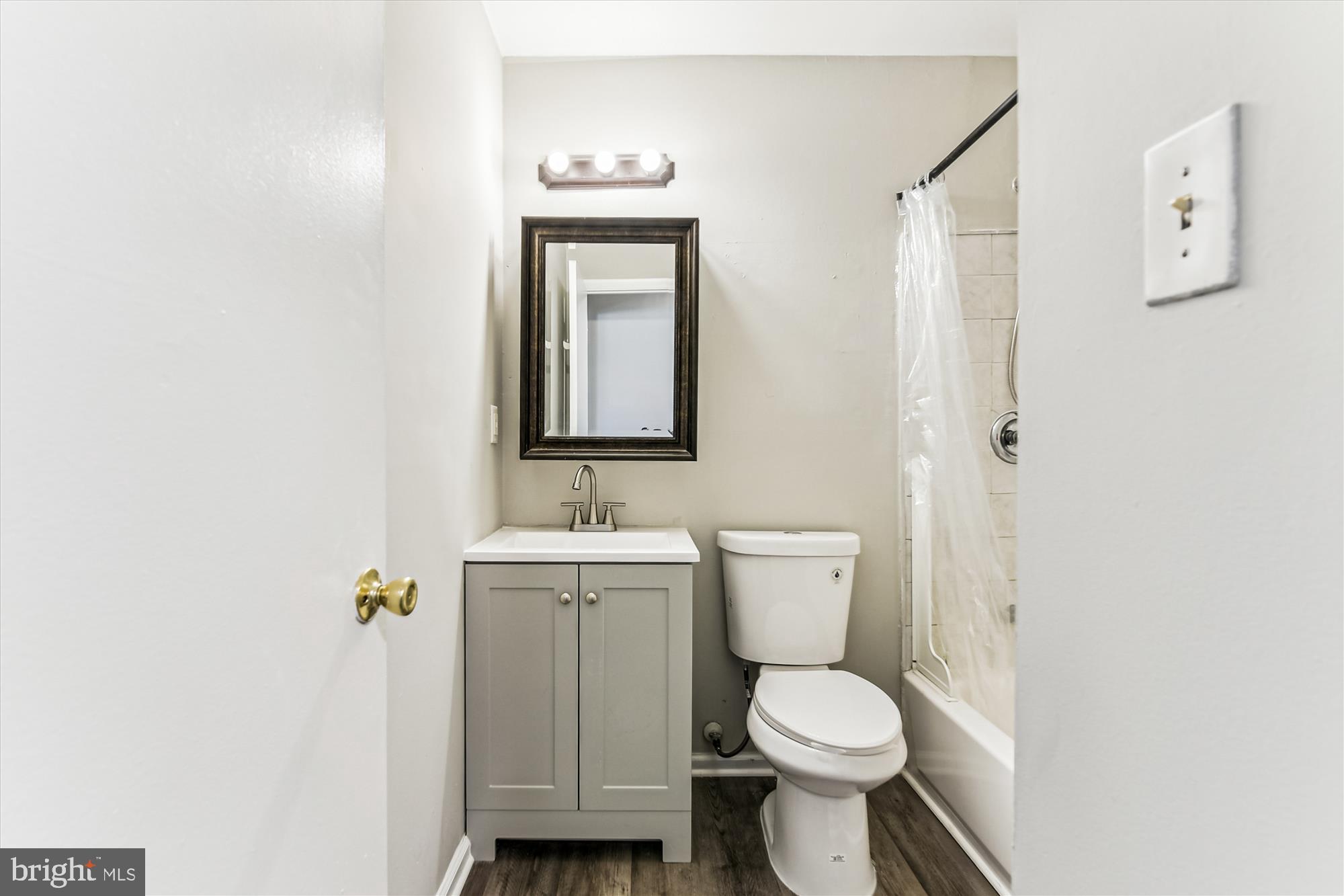 FRANKLIN RIDGE TOWNHOUSE - Residential