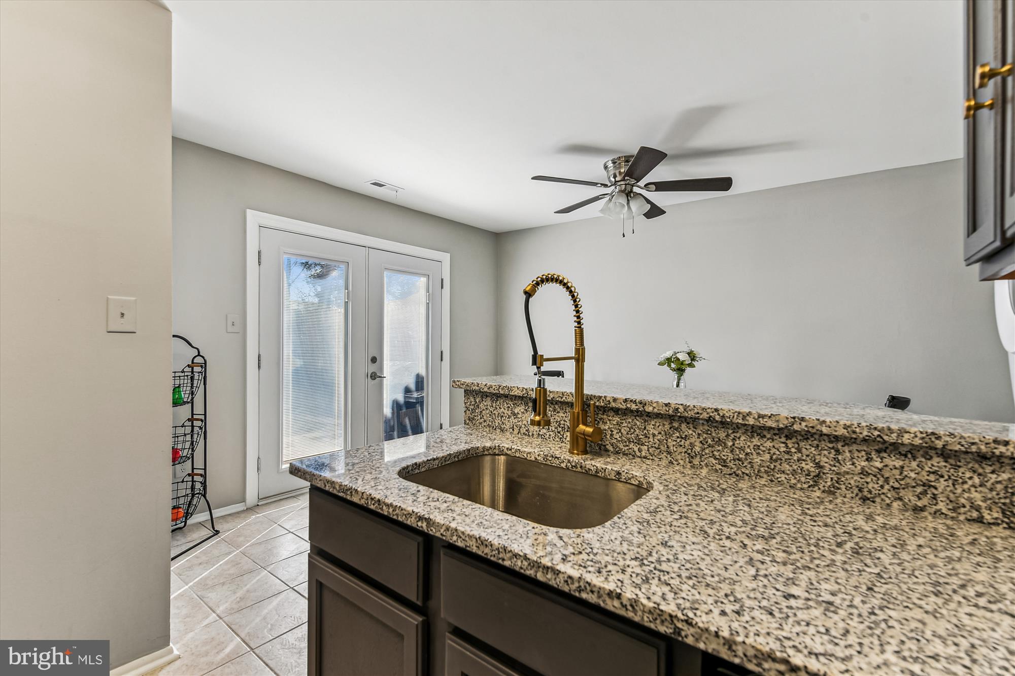 FRANKLIN RIDGE TOWNHOUSE - Residential