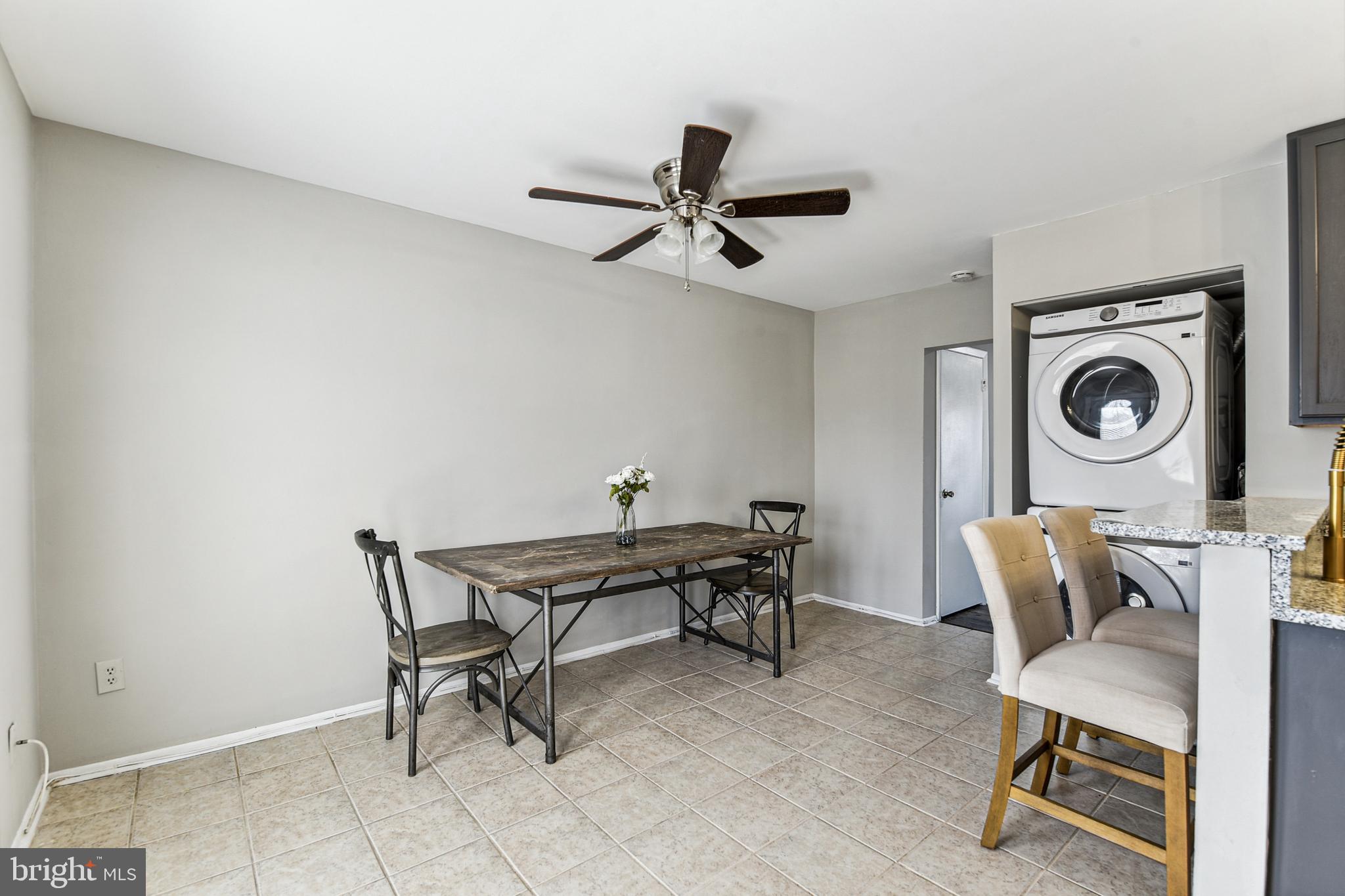 FRANKLIN RIDGE TOWNHOUSE - Residential