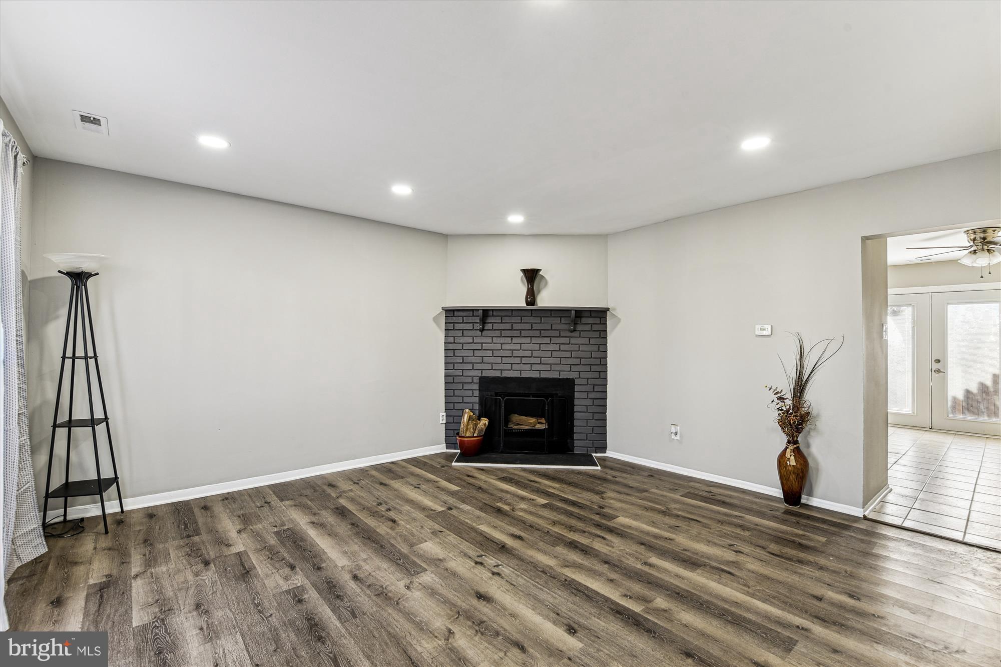 FRANKLIN RIDGE TOWNHOUSE - Residential
