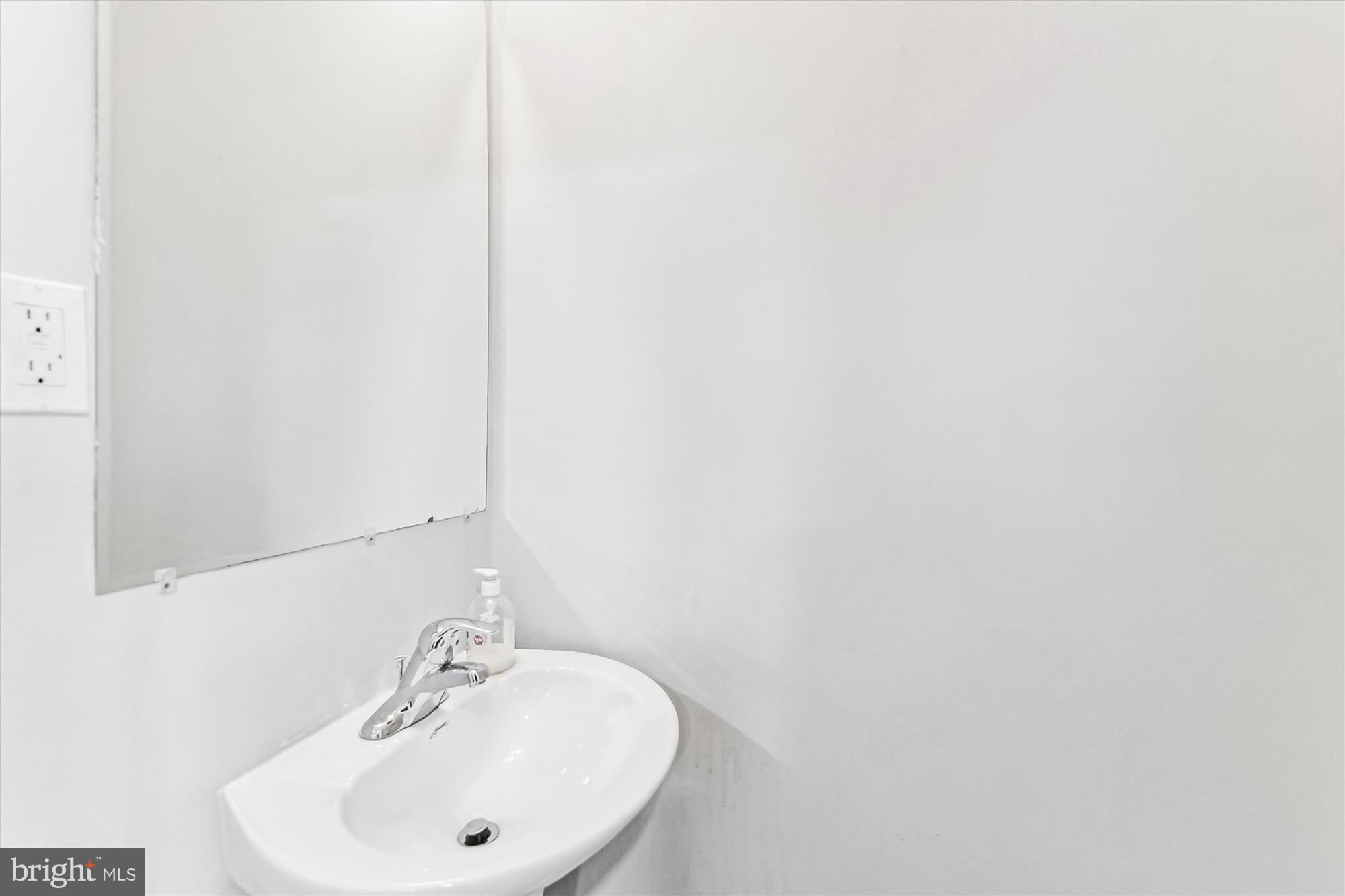 FRANKLIN RIDGE TOWNHOUSE - Residential