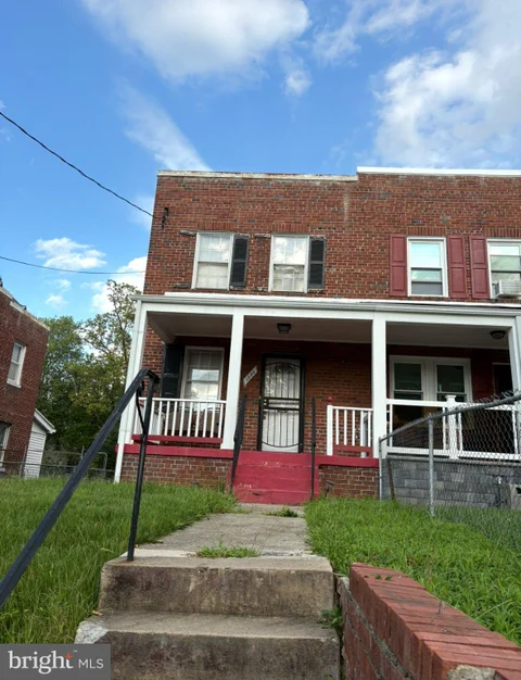 MLS: DCDC2285226