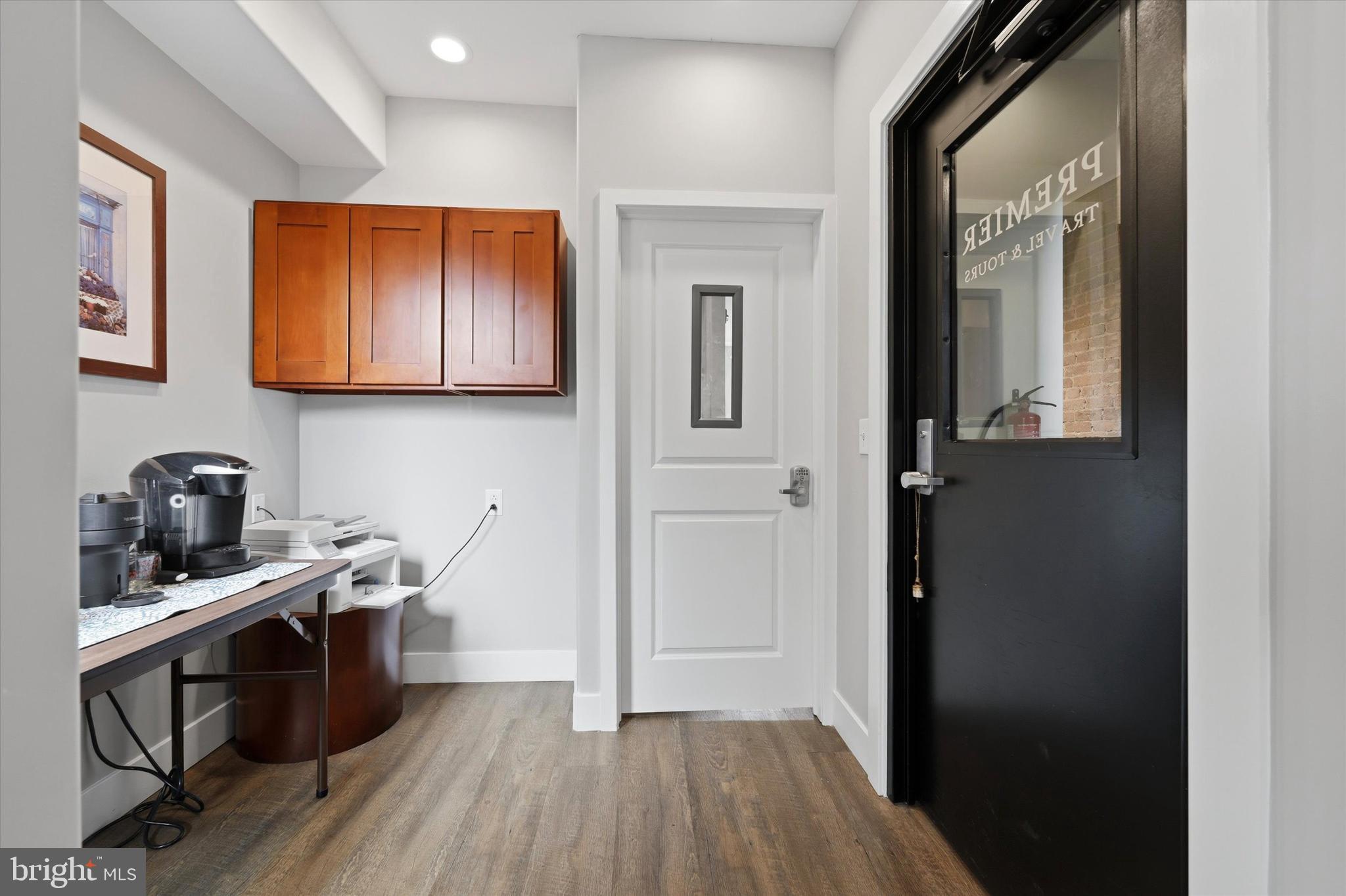 HAWTHORNE - Residential Income