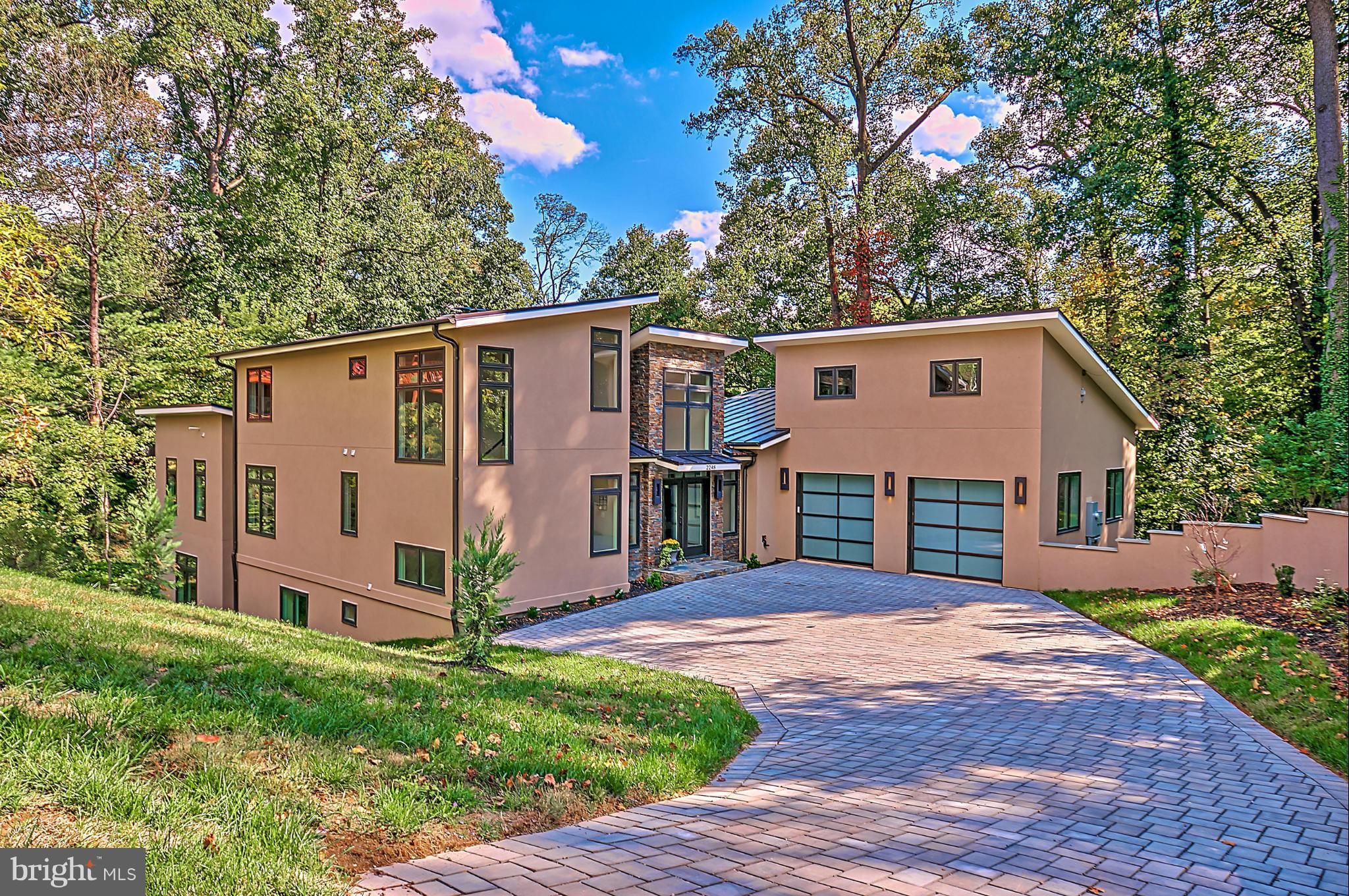 WOODMONT - Residential