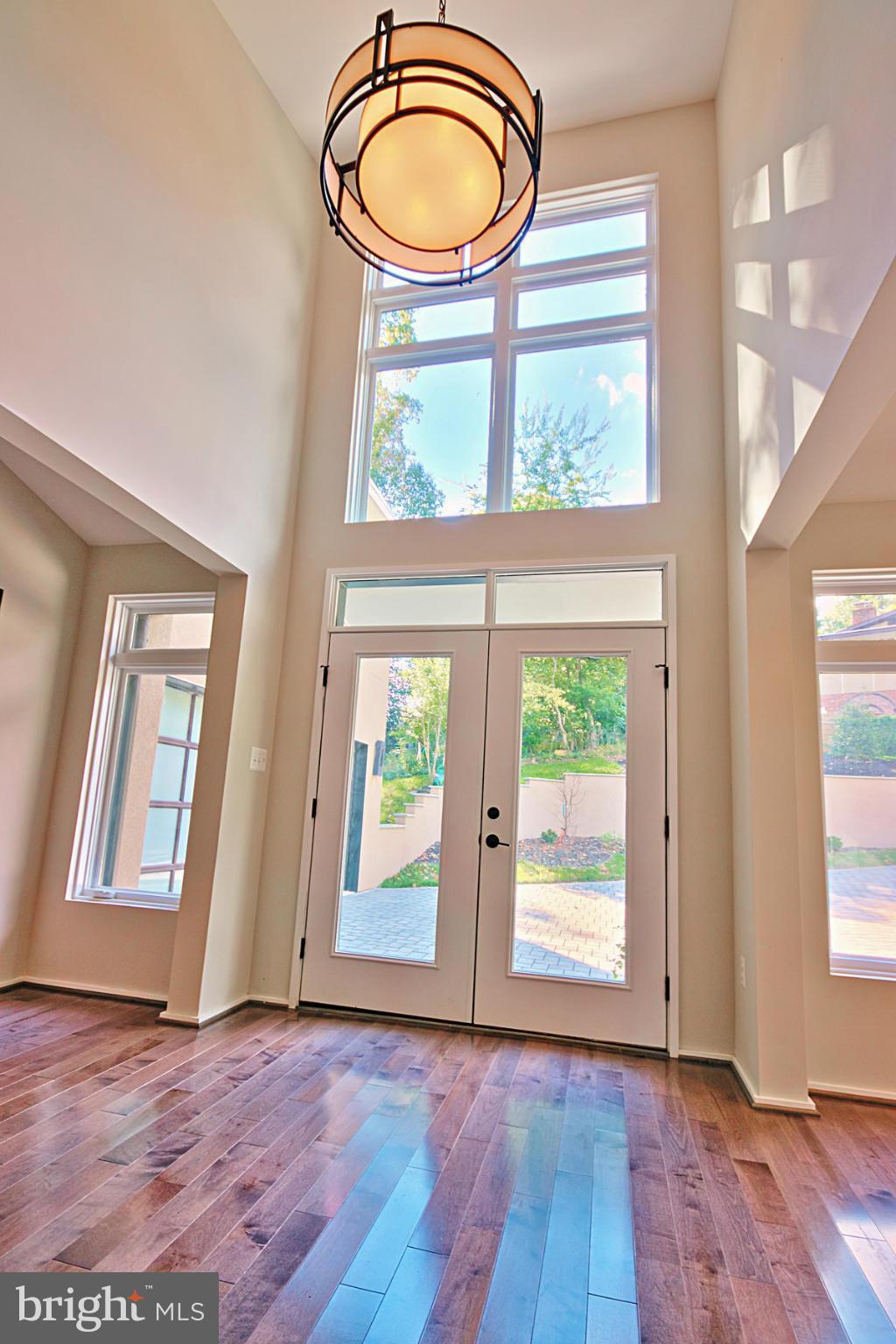 WOODMONT - Residential