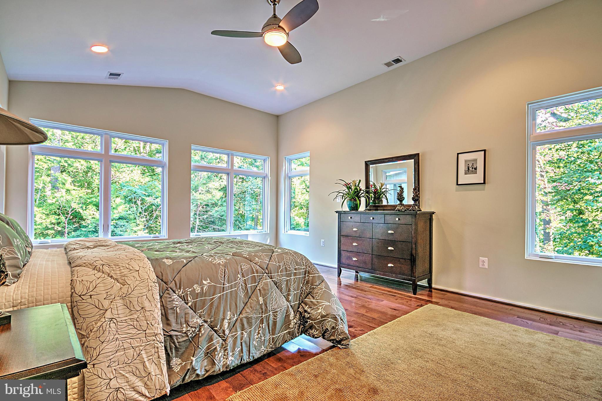 WOODMONT - Residential