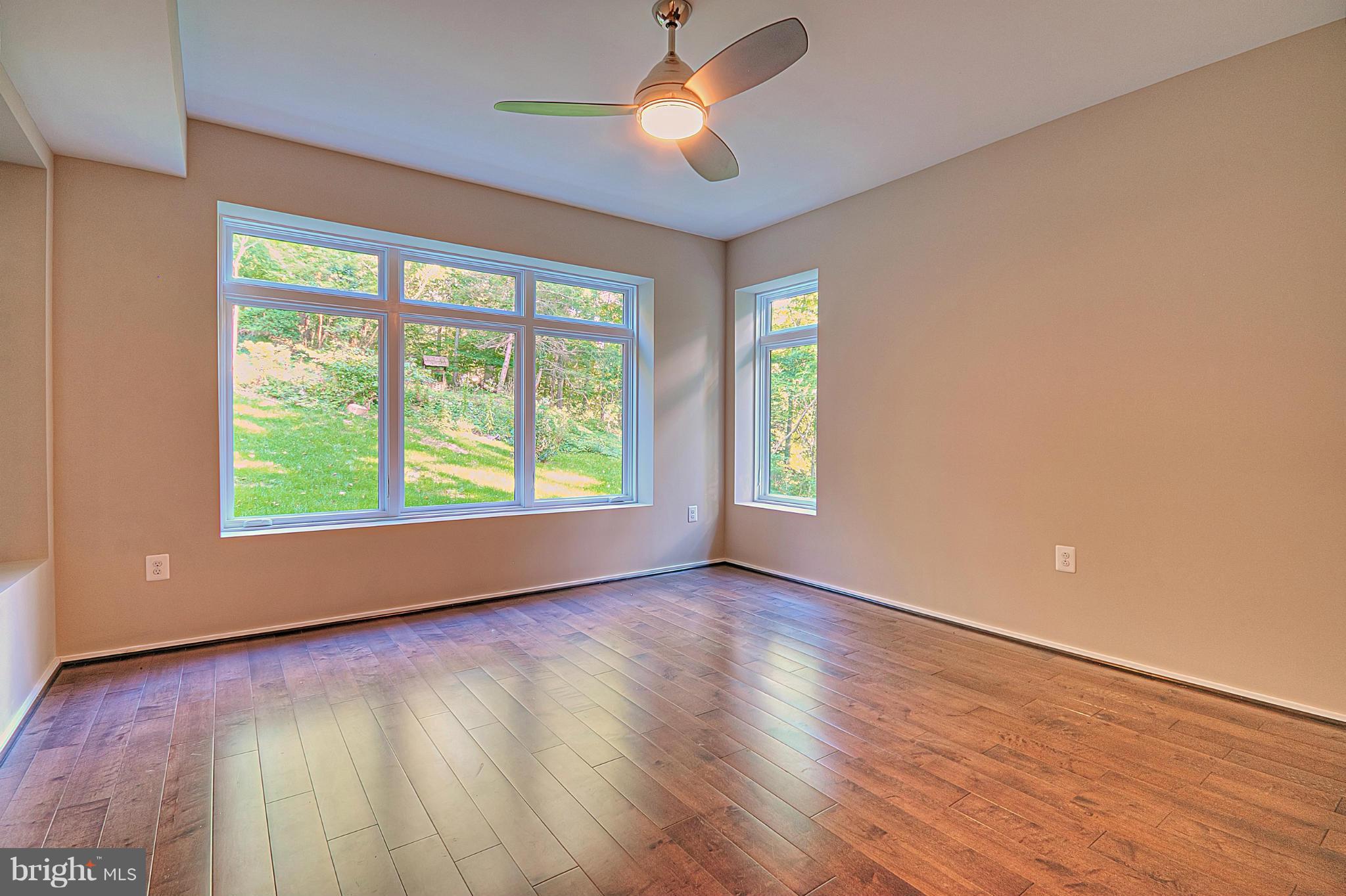 WOODMONT - Residential