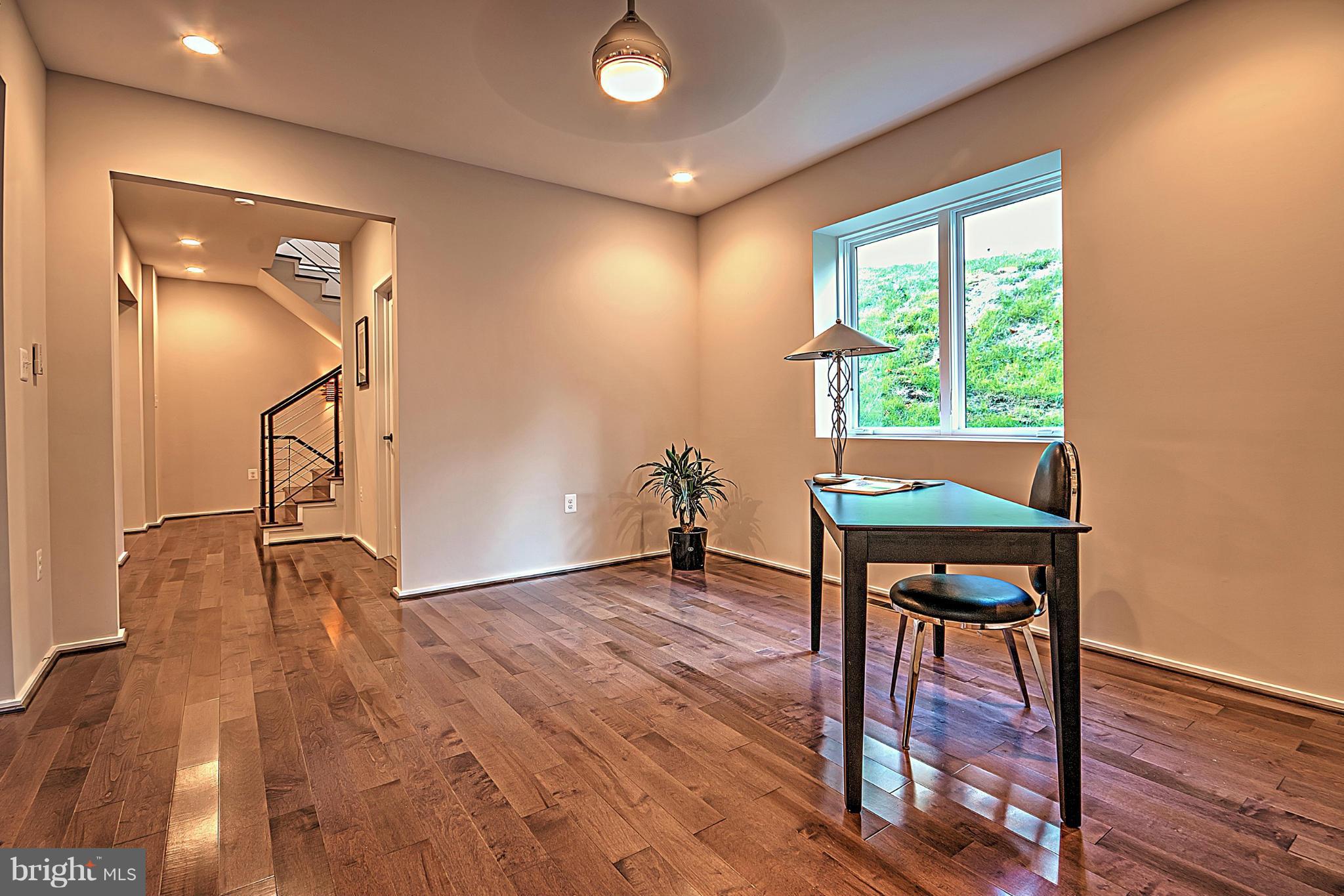 WOODMONT - Residential