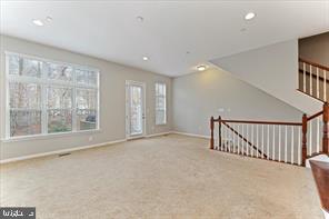 WALNUT WALK - Residential Lease