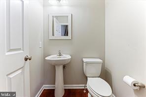 WALNUT WALK - Residential Lease