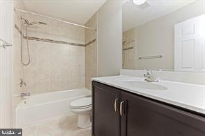 WALNUT WALK - Residential Lease