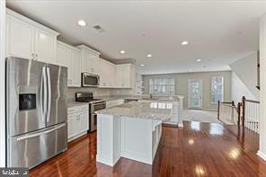 WALNUT WALK - Residential Lease