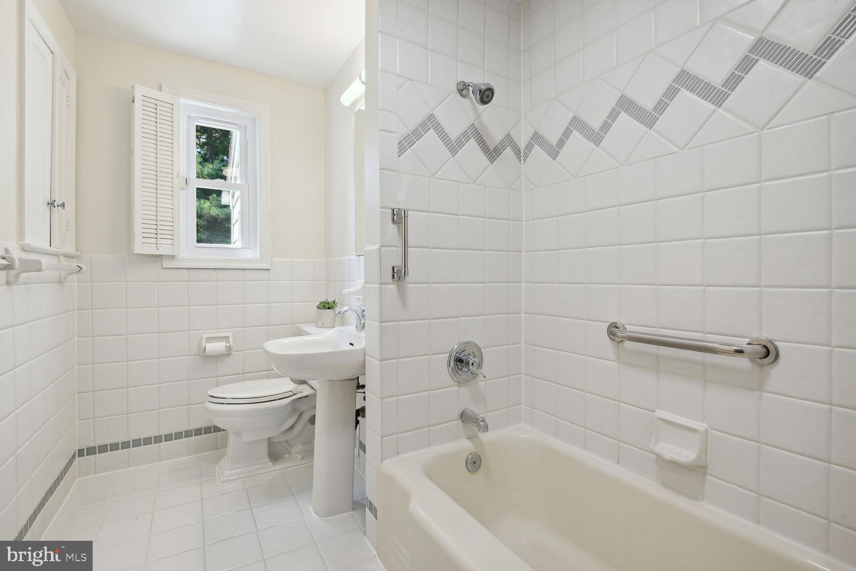 DONNEYBROOK - Residential