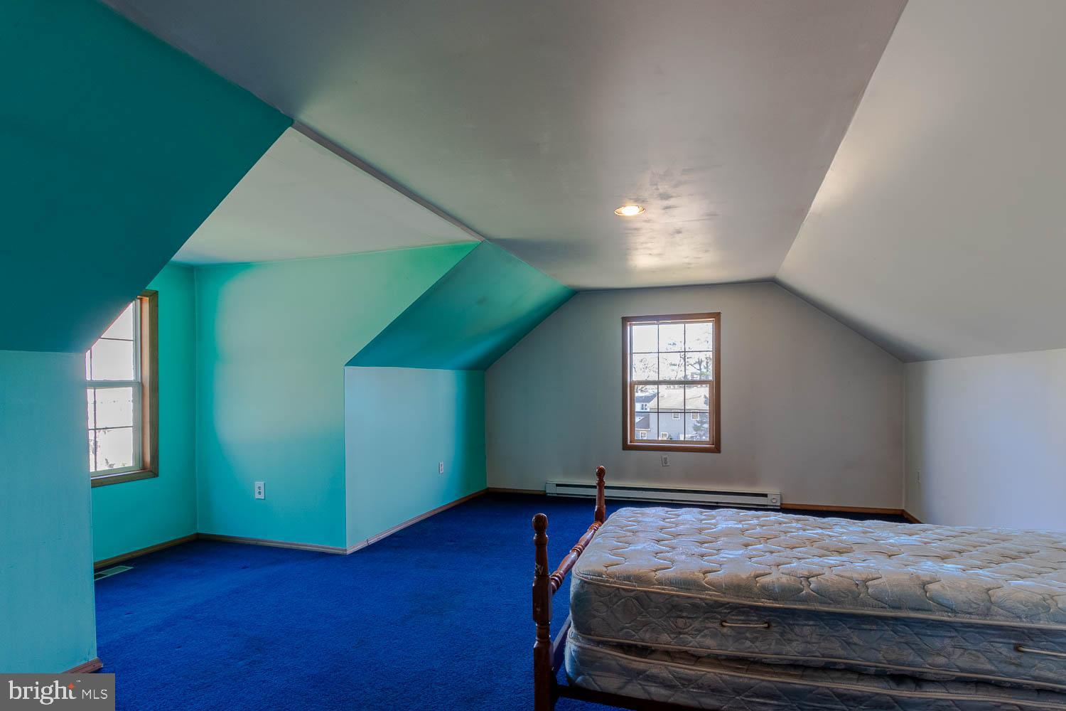 AARONSBURG - Residential