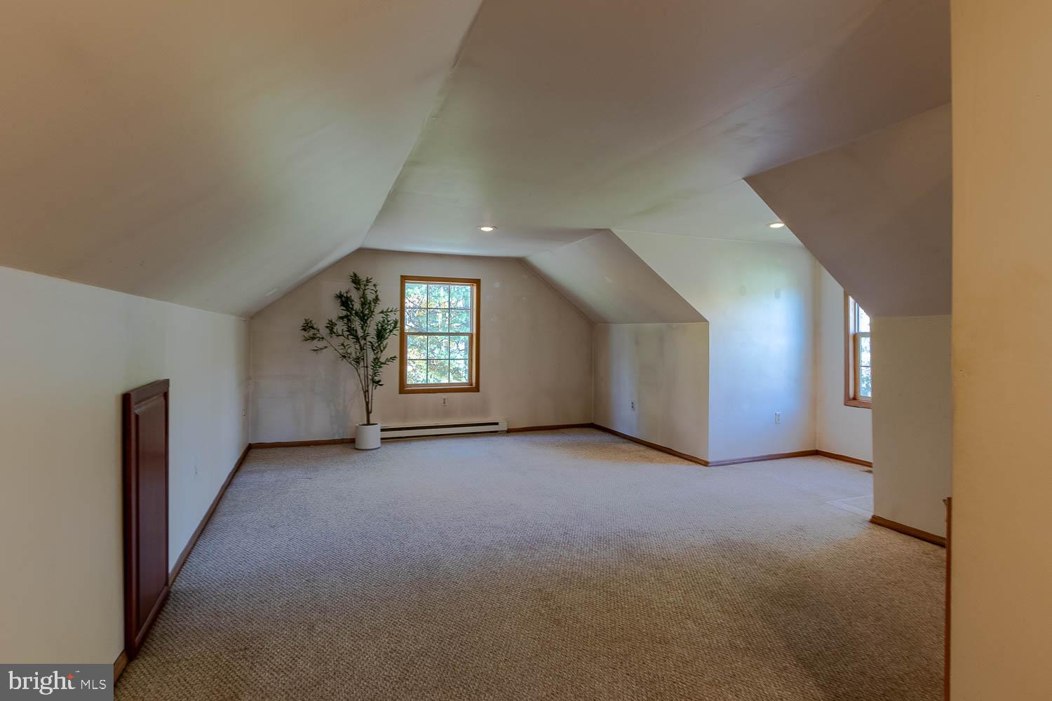 AARONSBURG - Residential