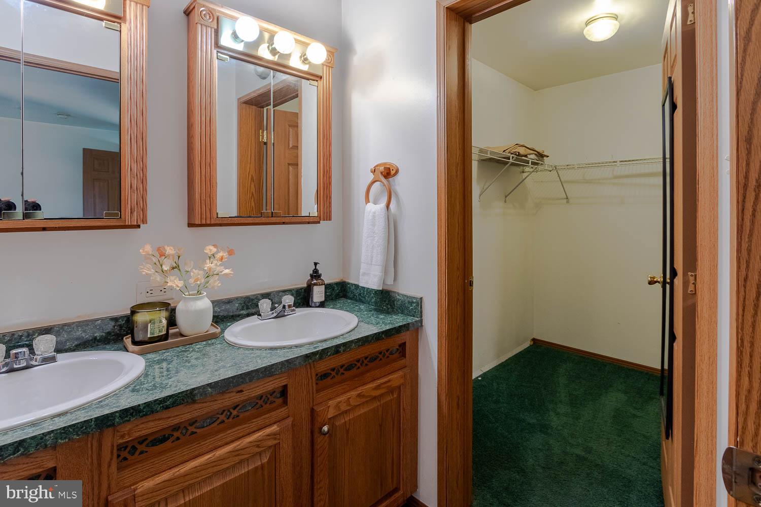 AARONSBURG - Residential