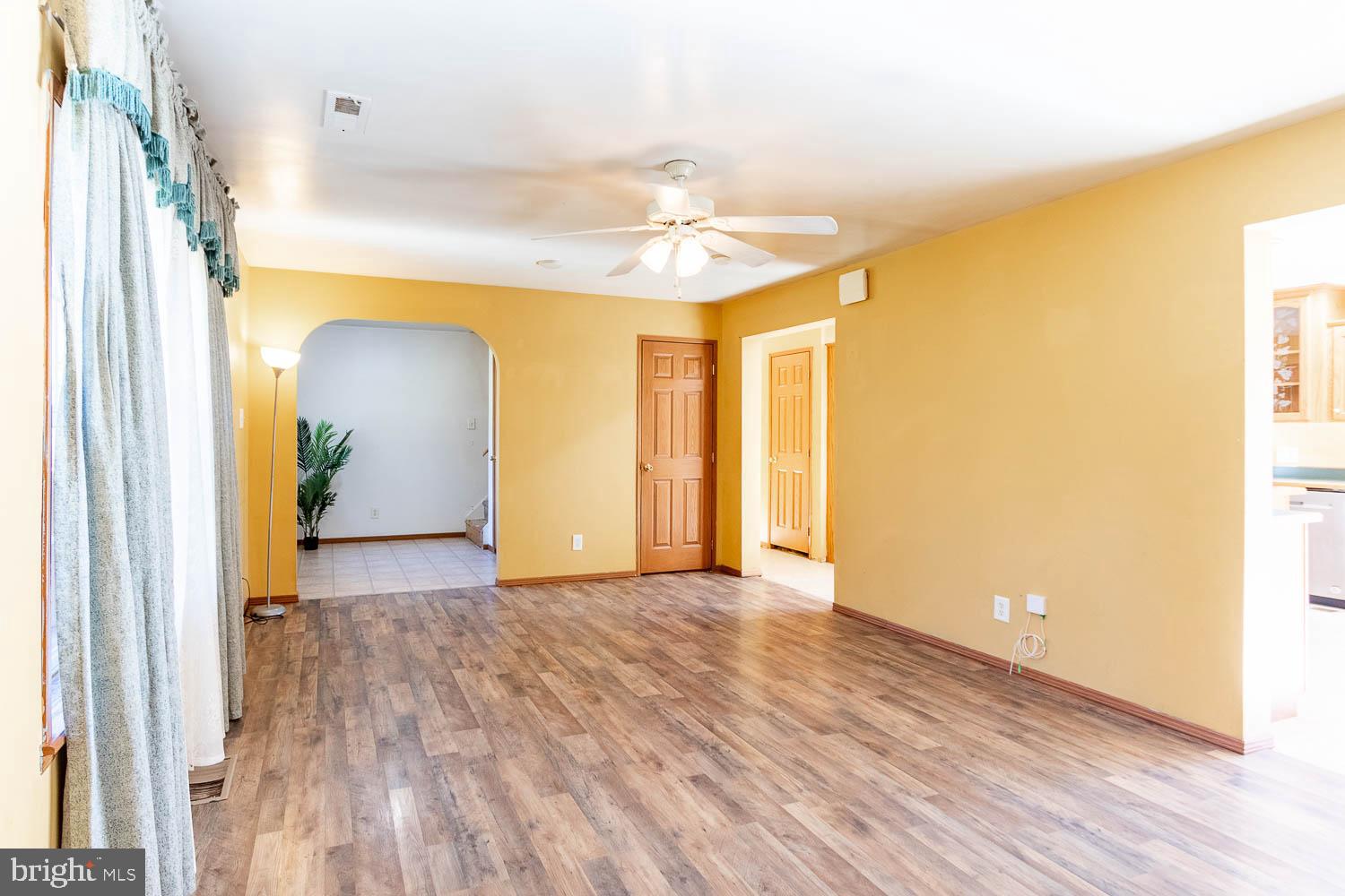 AARONSBURG - Residential